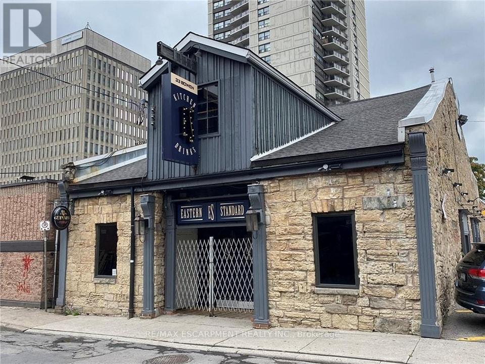 Property at 33 BOWEN STREET image 1