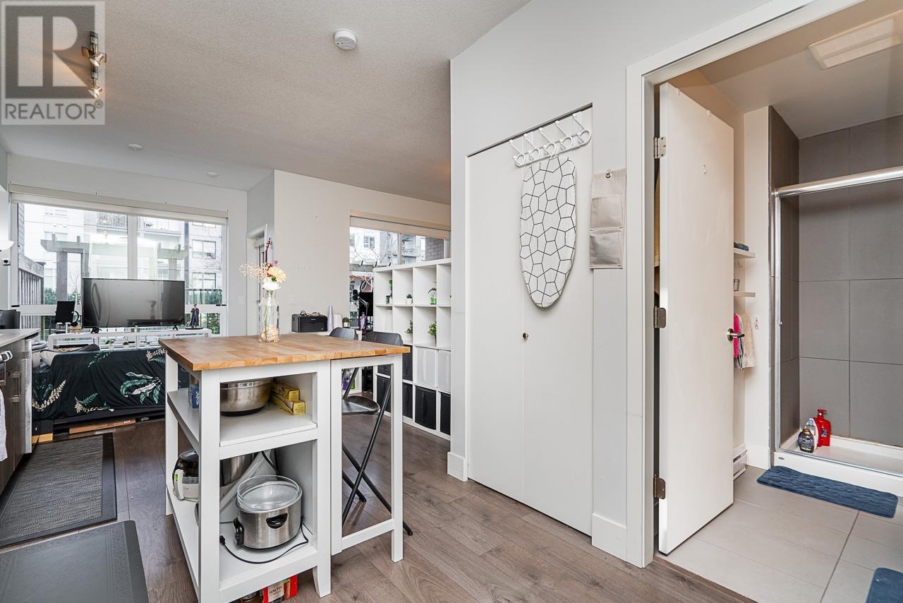 101 630 Como Lake Avenue, Coquitlam, British Columbia  V3J 0E4 - Photo 8 - R2964489