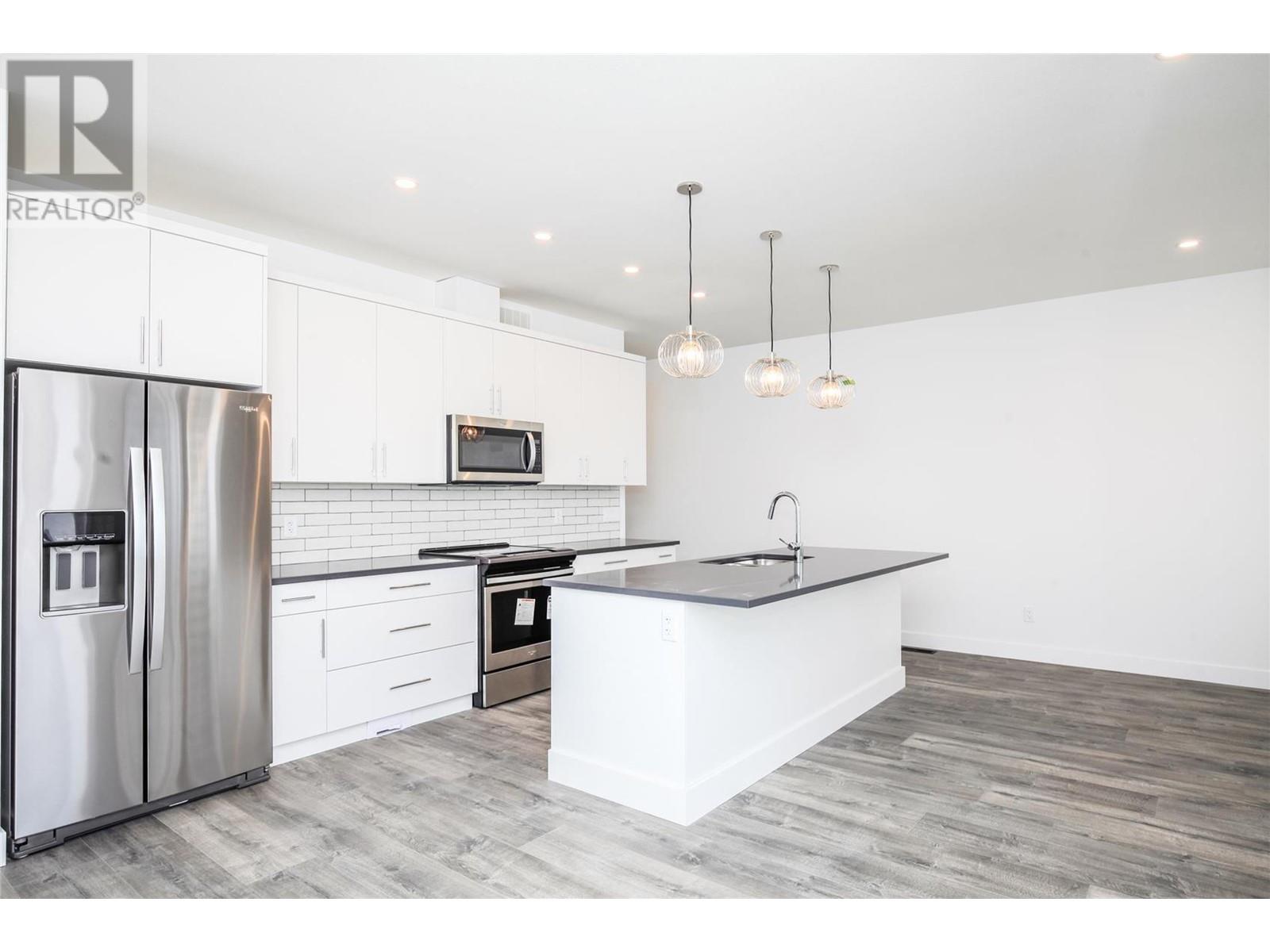 Property at 610 Academy Way Unit# 118 image 3