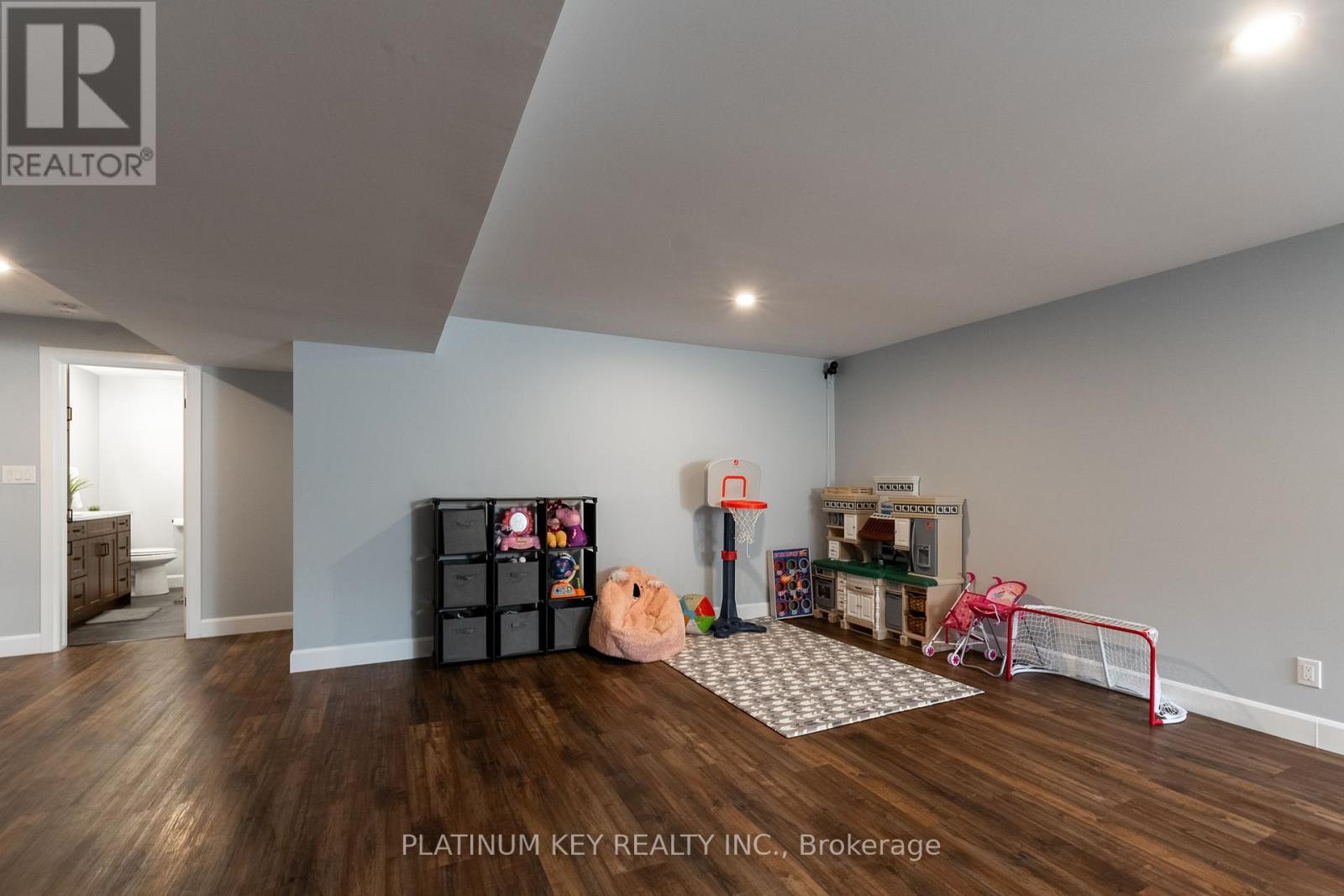 6735 Shaker Lane, Plympton-Wyoming, Ontario N0N 1E0 - Photo 42 - X11969911