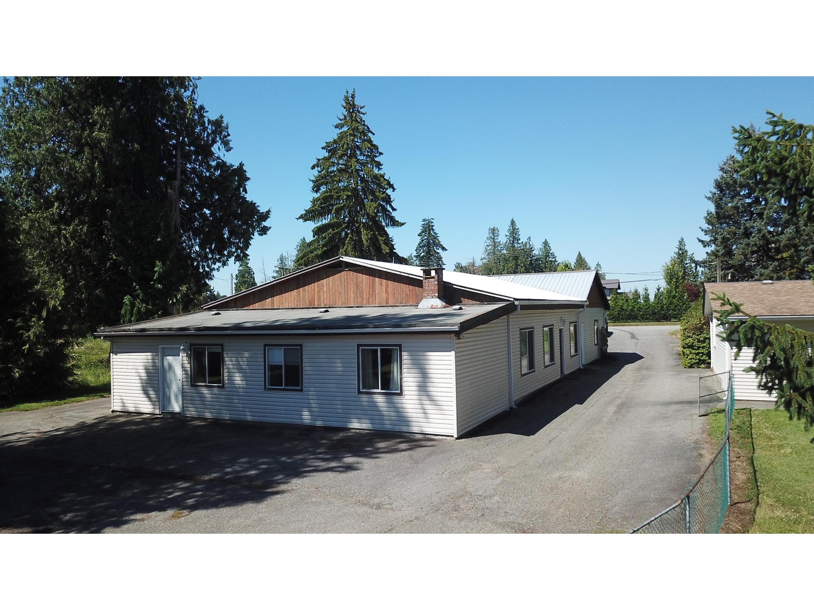 7836 Bradner Road, Abbotsford, British Columbia  V4X 2B6 - Photo 9 - R2965855