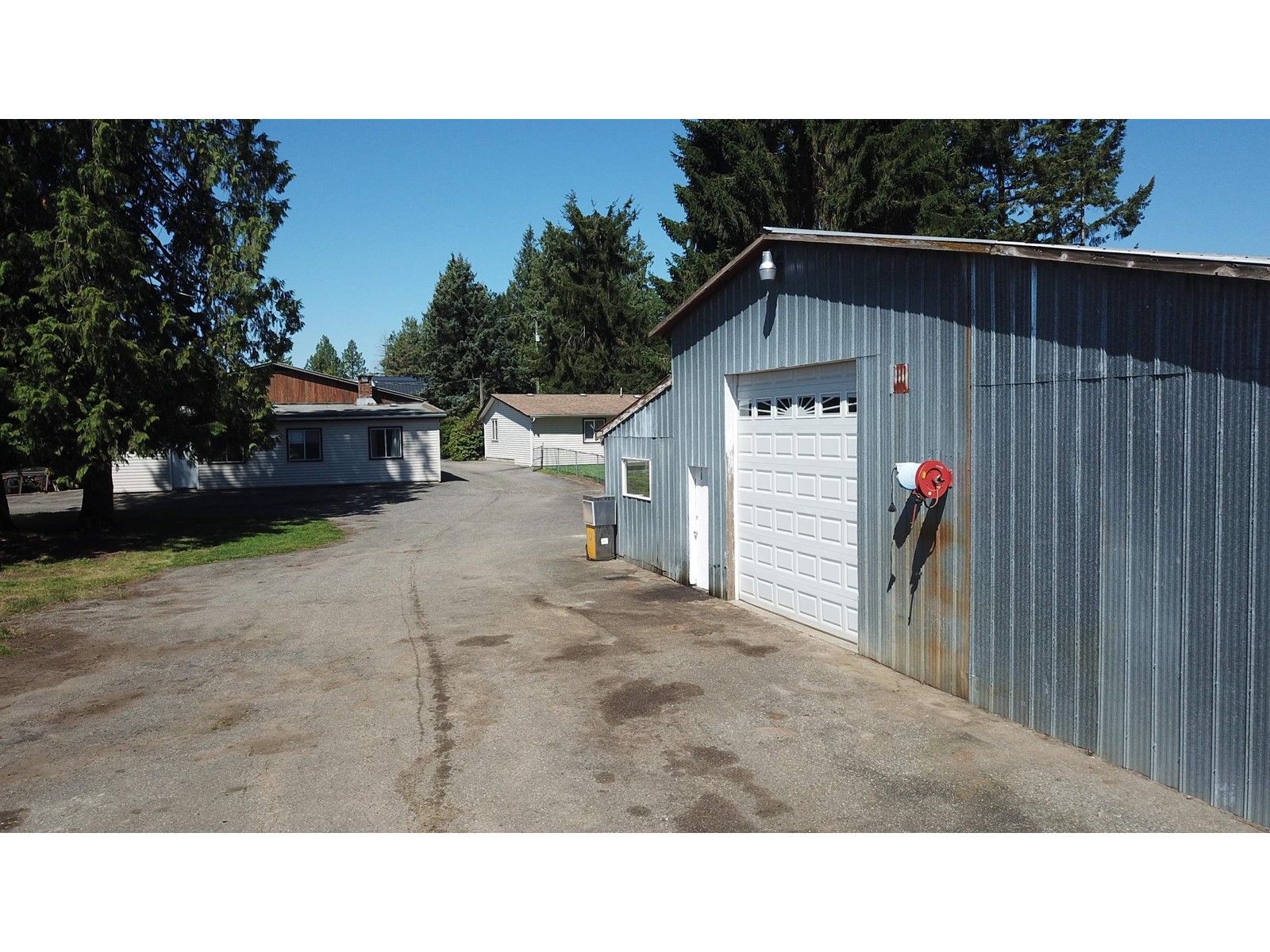 7836 Bradner Road, Abbotsford, British Columbia  V4X 2B6 - Photo 13 - R2965855