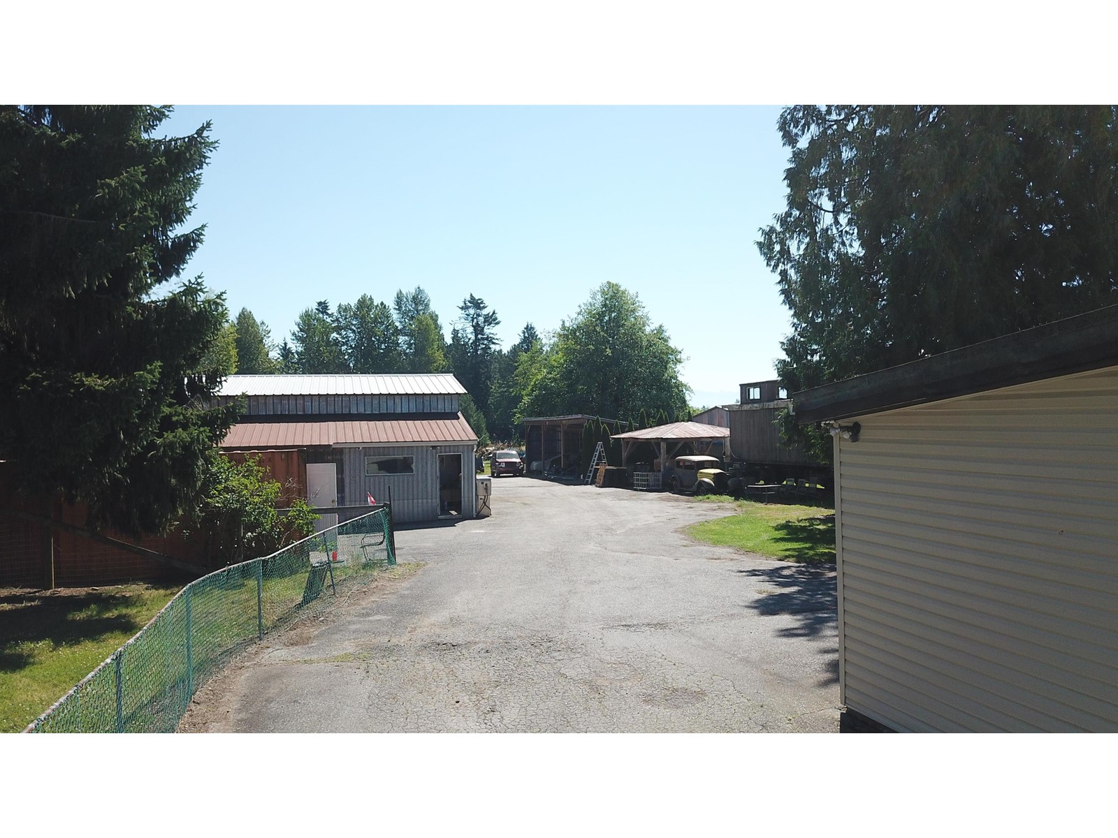 7836 Bradner Road, Abbotsford, British Columbia  V4X 2B6 - Photo 7 - R2965855