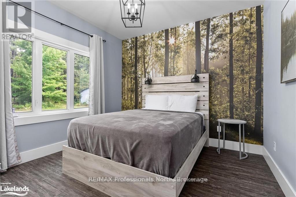 379 Santas Village Road W, Bracebridge, Ontario  P1H 1W8 - Photo 21 - X11969956