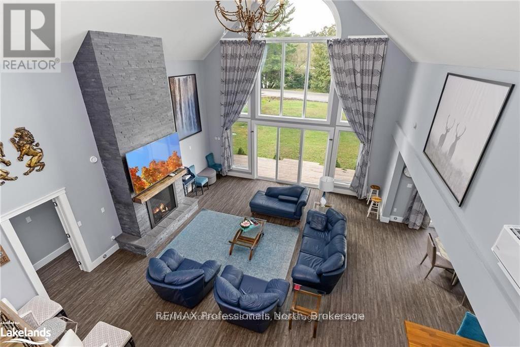 379 Santas Village Road W, Bracebridge, Ontario  P1H 1W8 - Photo 6 - X11969956
