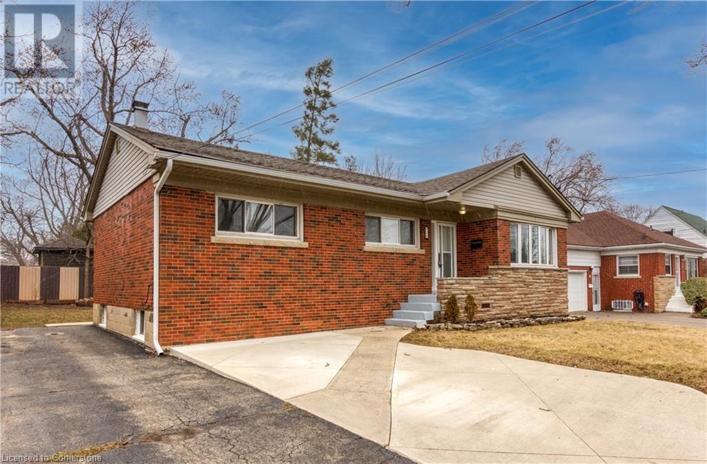 Property at 39 BLAND Avenue image 2