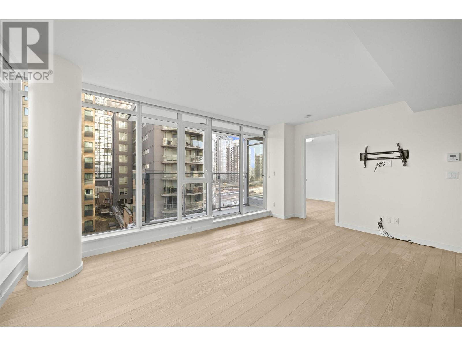 608 1351 Continental Street, Vancouver, British Columbia  V6Z 0C6 - Photo 2 - R2966196