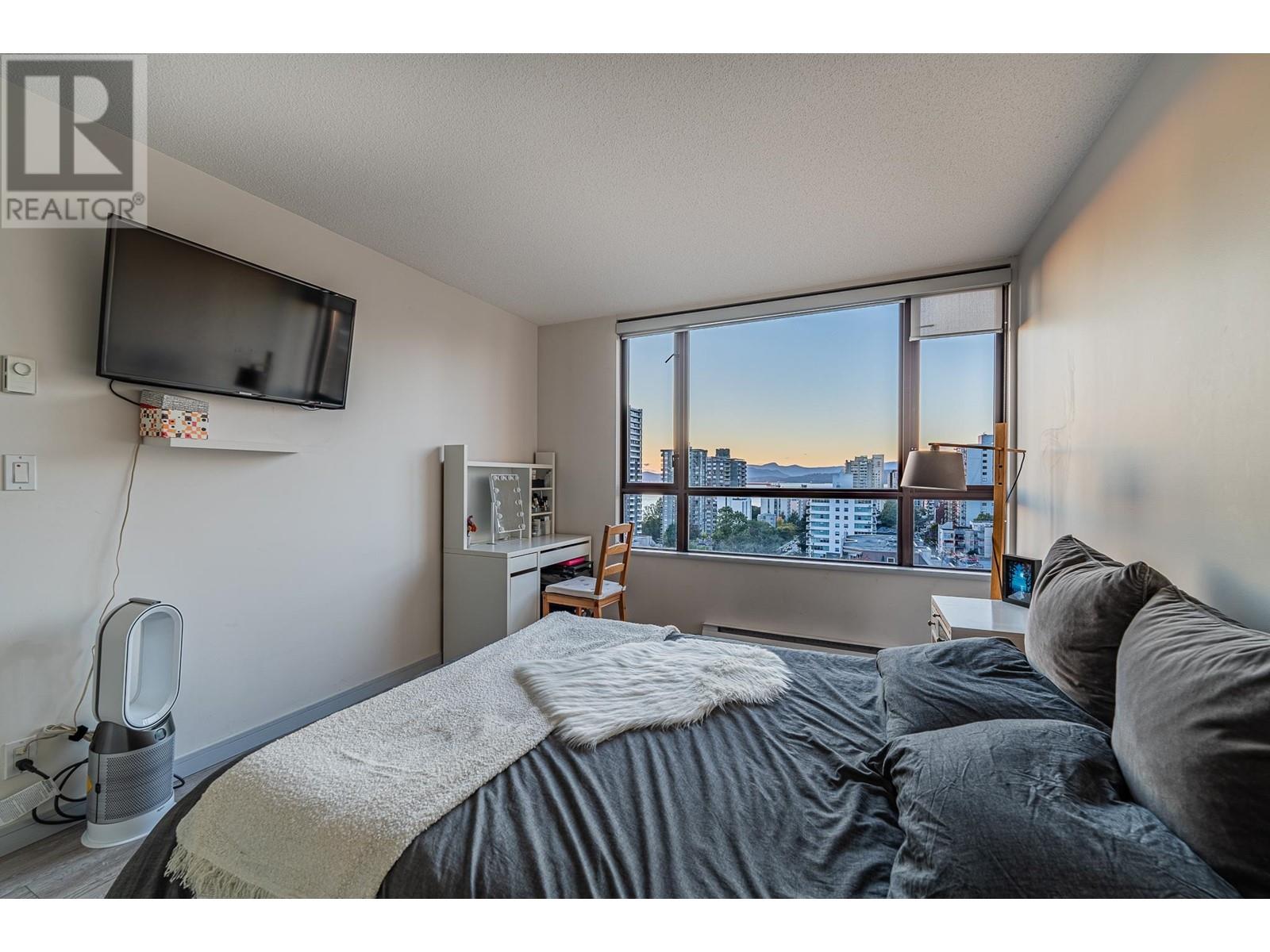 Listing Picture 14 of 29 : 1205 1003 PACIFIC STREET, Vancouver / 溫哥華 - 魯藝地產 Yvonne Lu Group - MLS Medallion Club Member