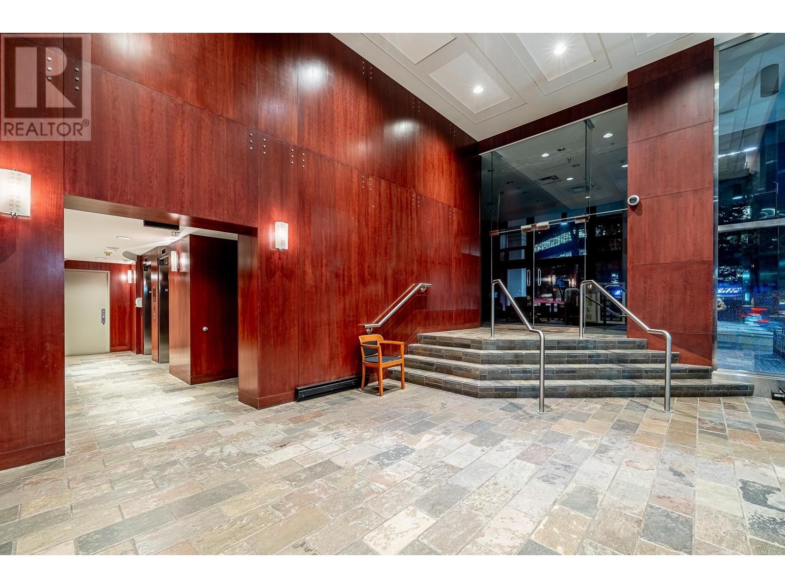 Listing Picture 22 of 29 : 1205 1003 PACIFIC STREET, Vancouver / 溫哥華 - 魯藝地產 Yvonne Lu Group - MLS Medallion Club Member