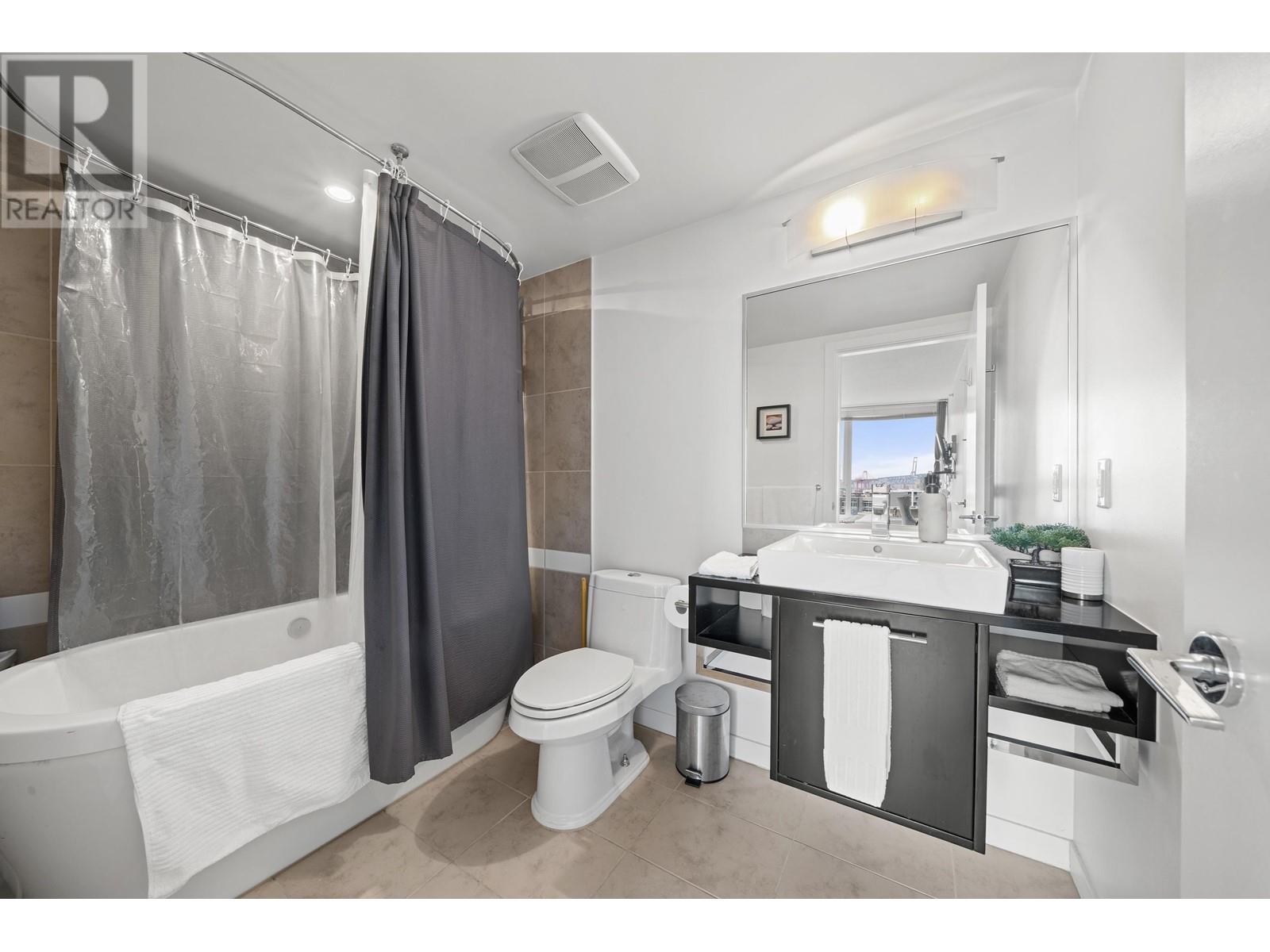 1703 188 Keefer Place, Vancouver, British Columbia  V6B 0J1 - Photo 15 - R2966210