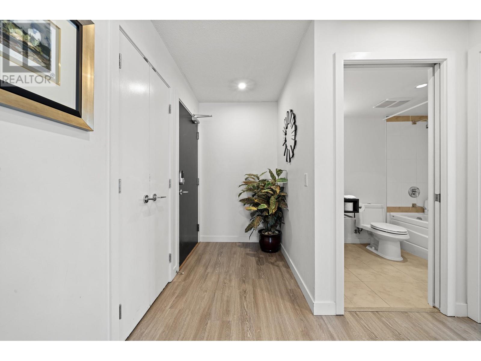 1703 188 Keefer Place, Vancouver, British Columbia  V6B 0J1 - Photo 17 - R2966210