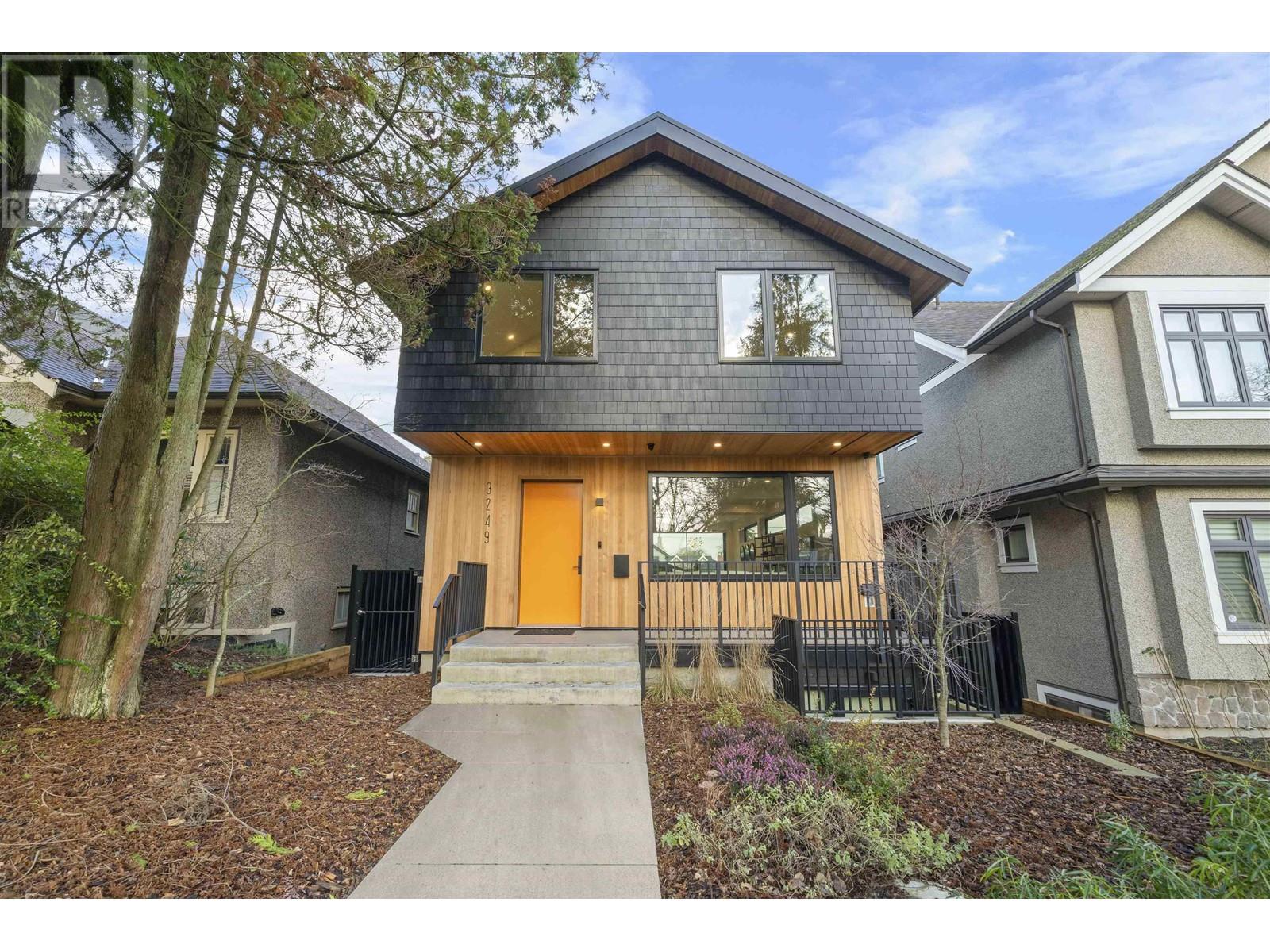 3249 W 33RD AVENUE, Vancouver