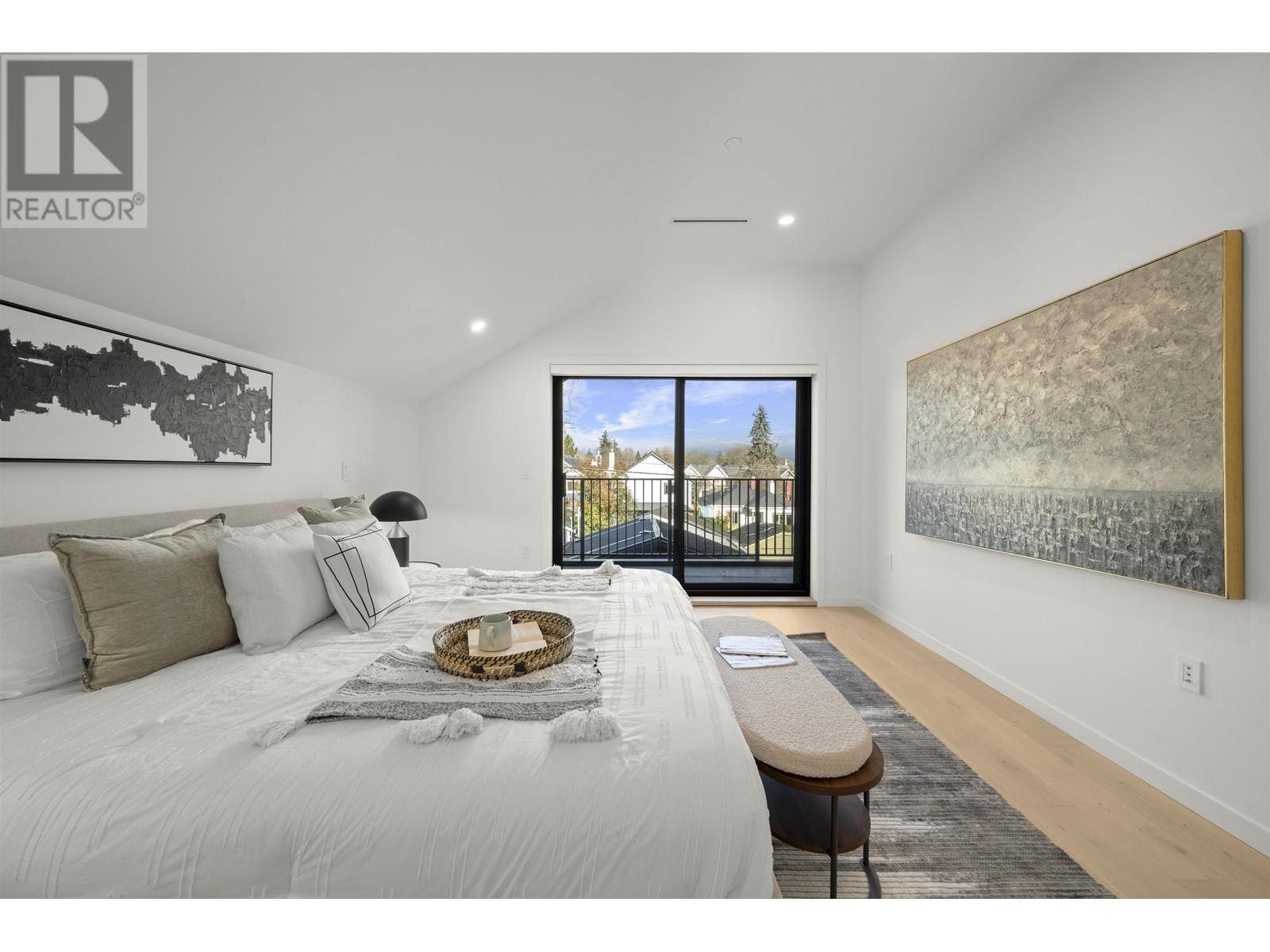 Listing Picture 17 of 40 : 3249 W 33RD AVENUE, Vancouver / 溫哥華 - 魯藝地產 Yvonne Lu Group - MLS Medallion Club Member