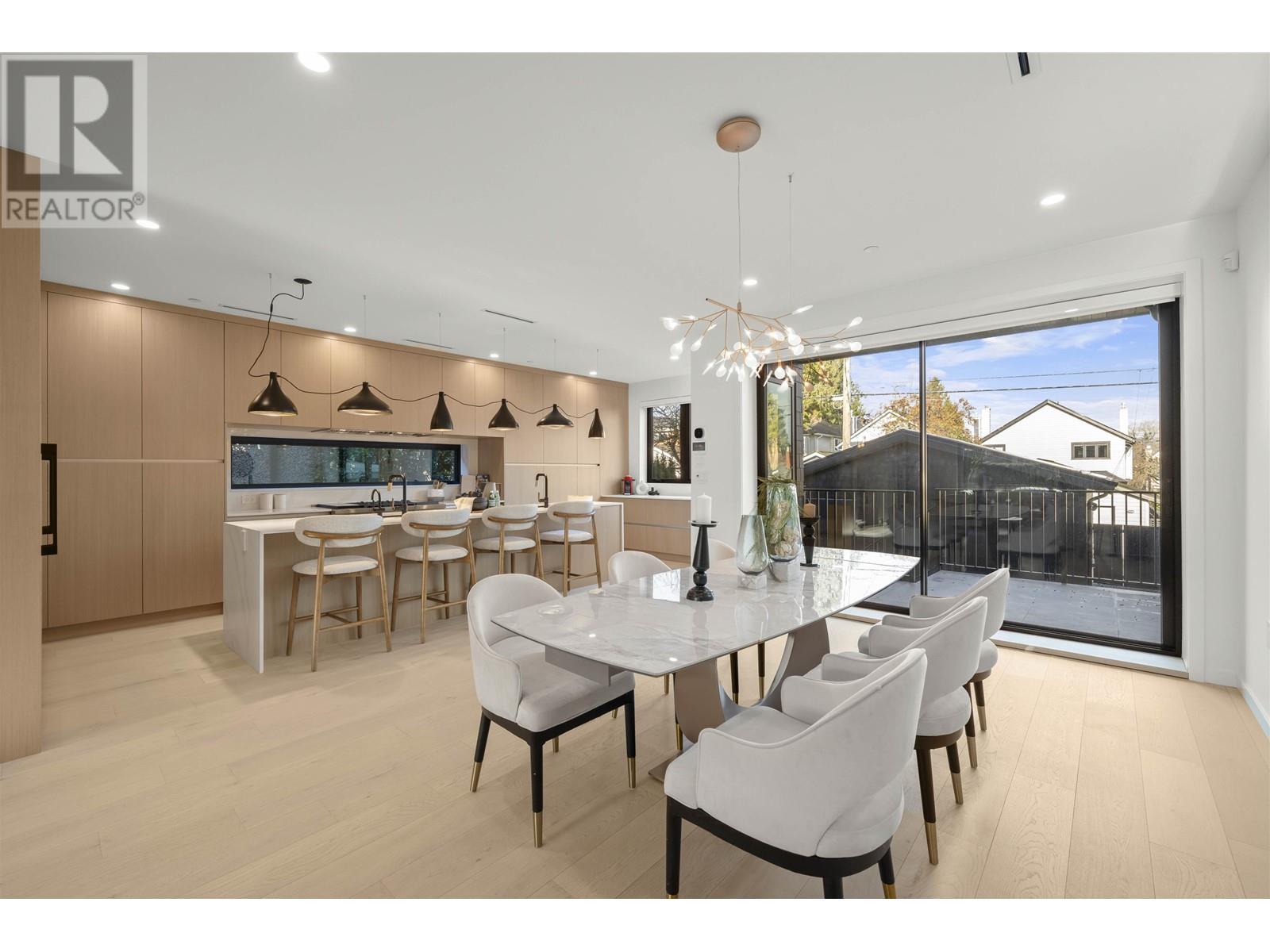 Listing Picture 7 of 40 : 3249 W 33RD AVENUE, Vancouver / 溫哥華 - 魯藝地產 Yvonne Lu Group - MLS Medallion Club Member