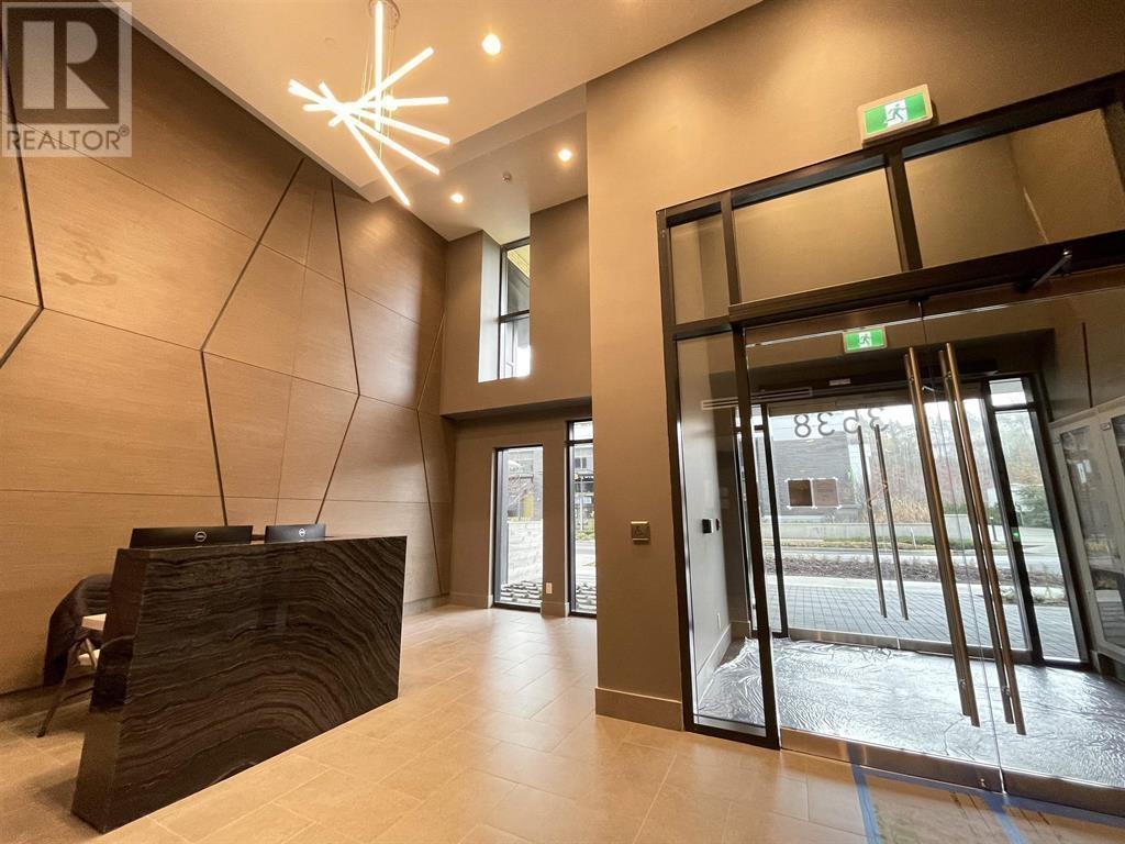 Listing Picture 3 of 15 : 2008 3538 SAWMILL CRESCENT, Vancouver / 溫哥華 - 魯藝地產 Yvonne Lu Group - MLS Medallion Club Member