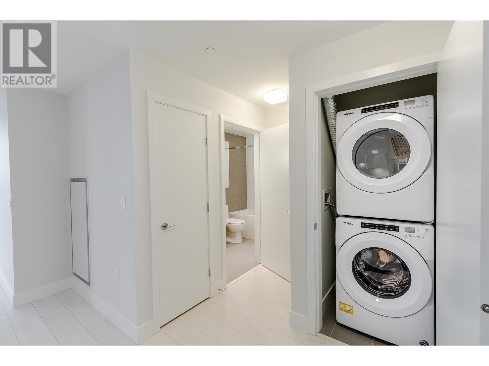 Listing Picture 10 of 15 : 2008 3538 SAWMILL CRESCENT, Vancouver / 溫哥華 - 魯藝地產 Yvonne Lu Group - MLS Medallion Club Member