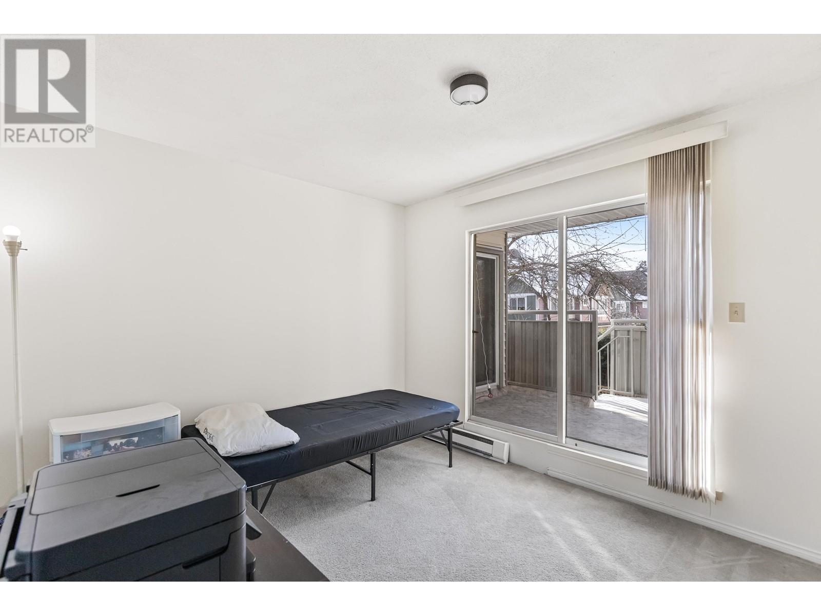 Listing Picture 22 of 38 : 103 8120 BENNETT ROAD, Richmond / 烈治文 - 魯藝地產 Yvonne Lu Group - MLS Medallion Club Member