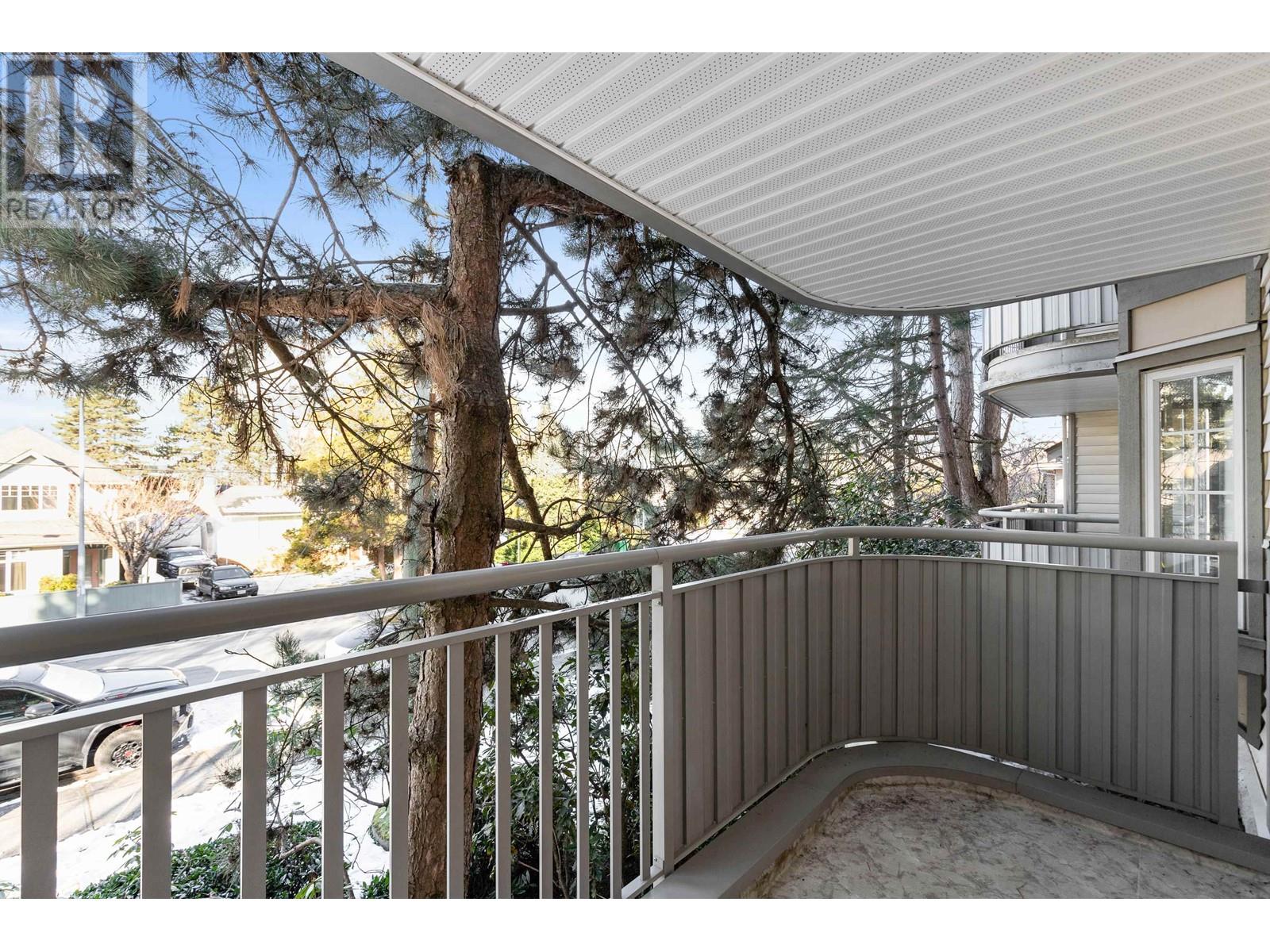 Listing Picture 24 of 38 : 103 8120 BENNETT ROAD, Richmond / 烈治文 - 魯藝地產 Yvonne Lu Group - MLS Medallion Club Member
