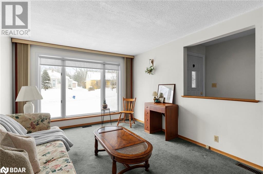 28 Adelaide Street, Barrie, Ontario  L4N 3T5 - Photo 8 - 40697914