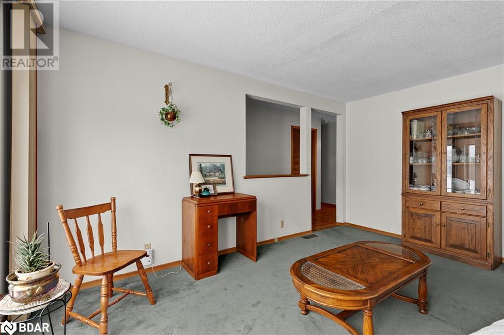 28 Adelaide Street, Barrie, Ontario  L4N 3T5 - Photo 6 - 40697914