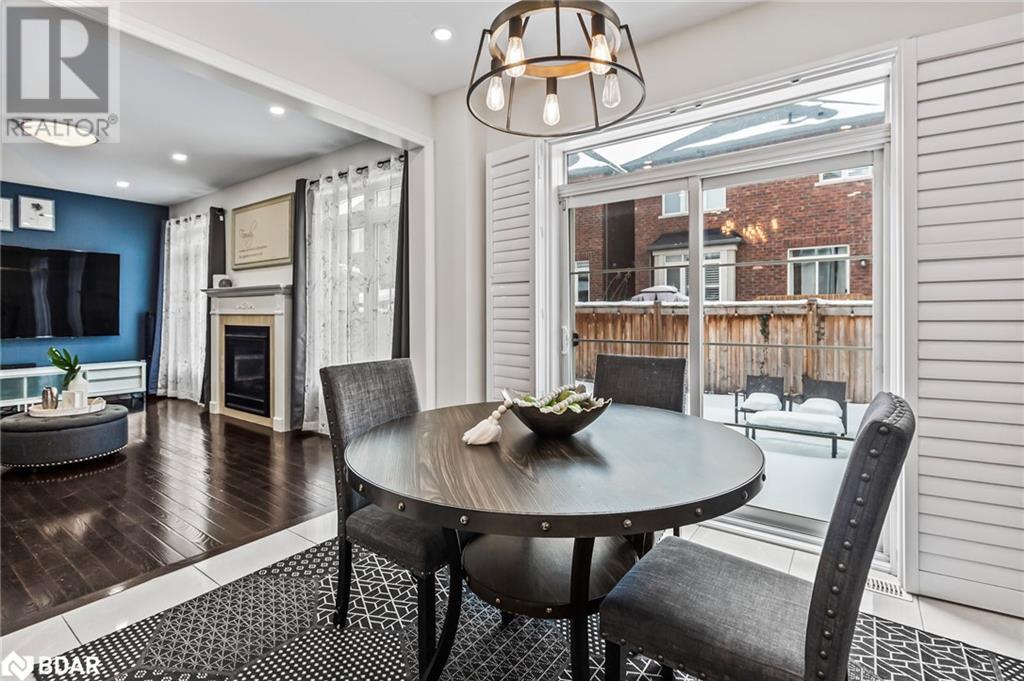 339 Sixteen Mile Drive, Oakville, Ontario  L6M 0Z5 - Photo 7 - 40698300