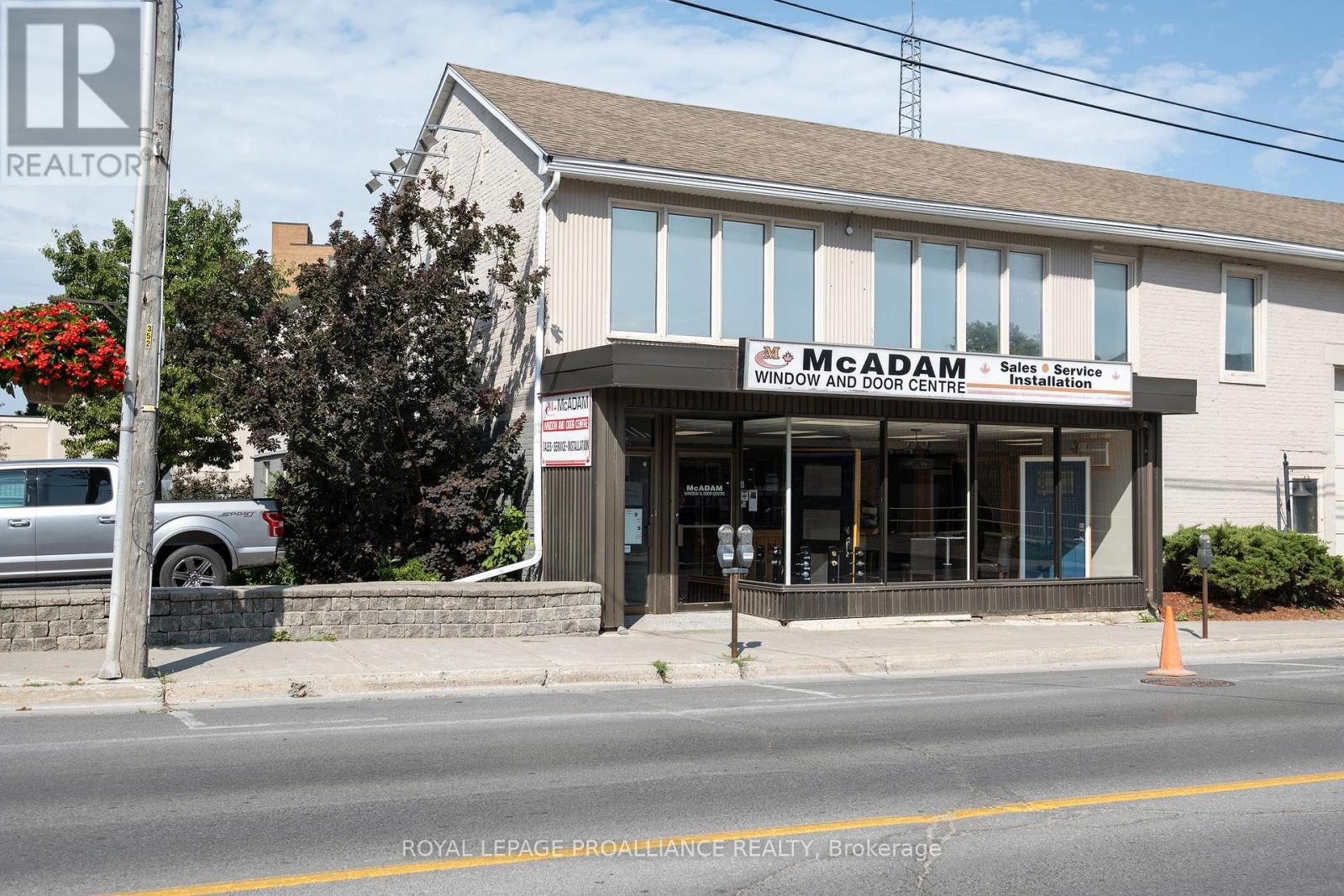 B - 354 PINNACLE STREET, Belleville, Ontario