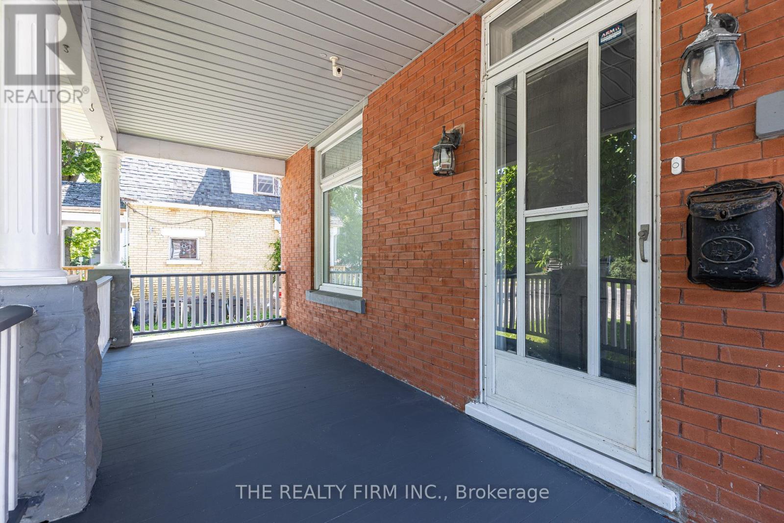 Property at 248 RIVERSIDE DRIVE image 2
