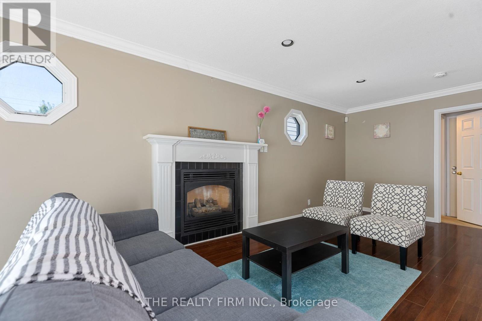 Property at 248 RIVERSIDE DRIVE image 5