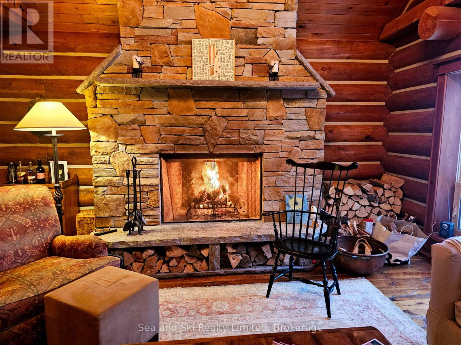 124 Amik Court, Grey Highlands, Ontario  N0C 1G0 - Photo 3 - X11970079
