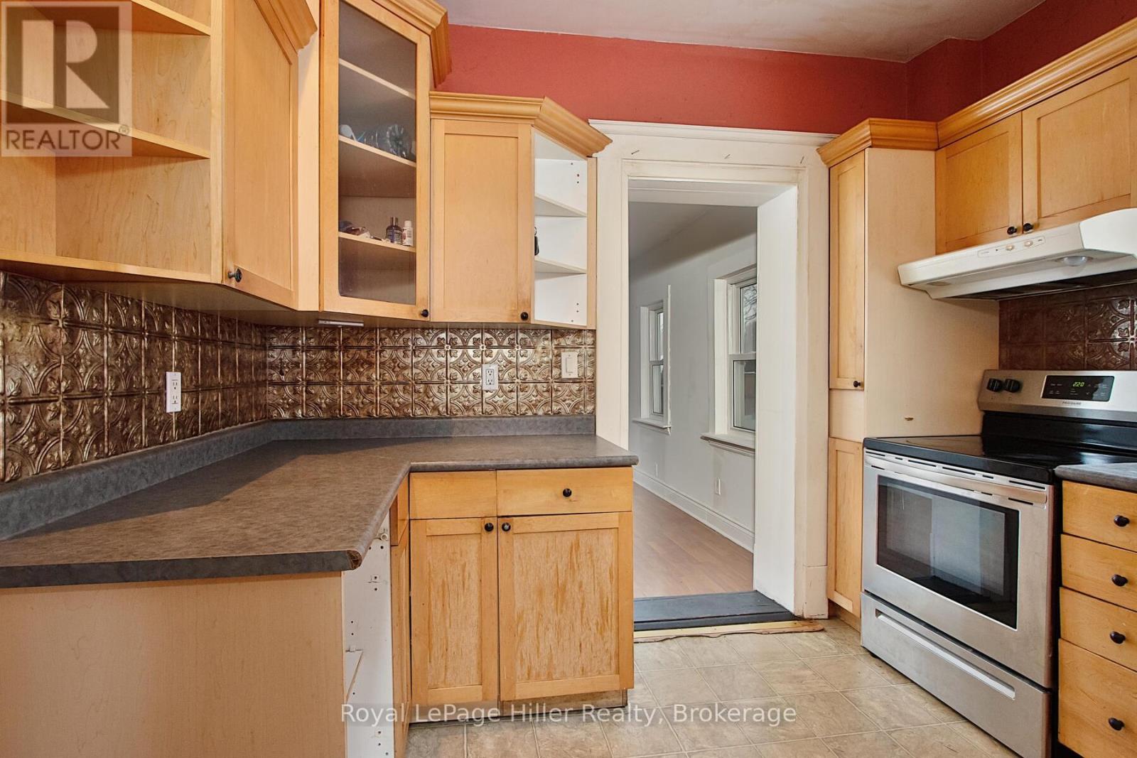 103 Mowat Street, Stratford, Ontario  N5A 2B8 - Photo 11 - X11970127