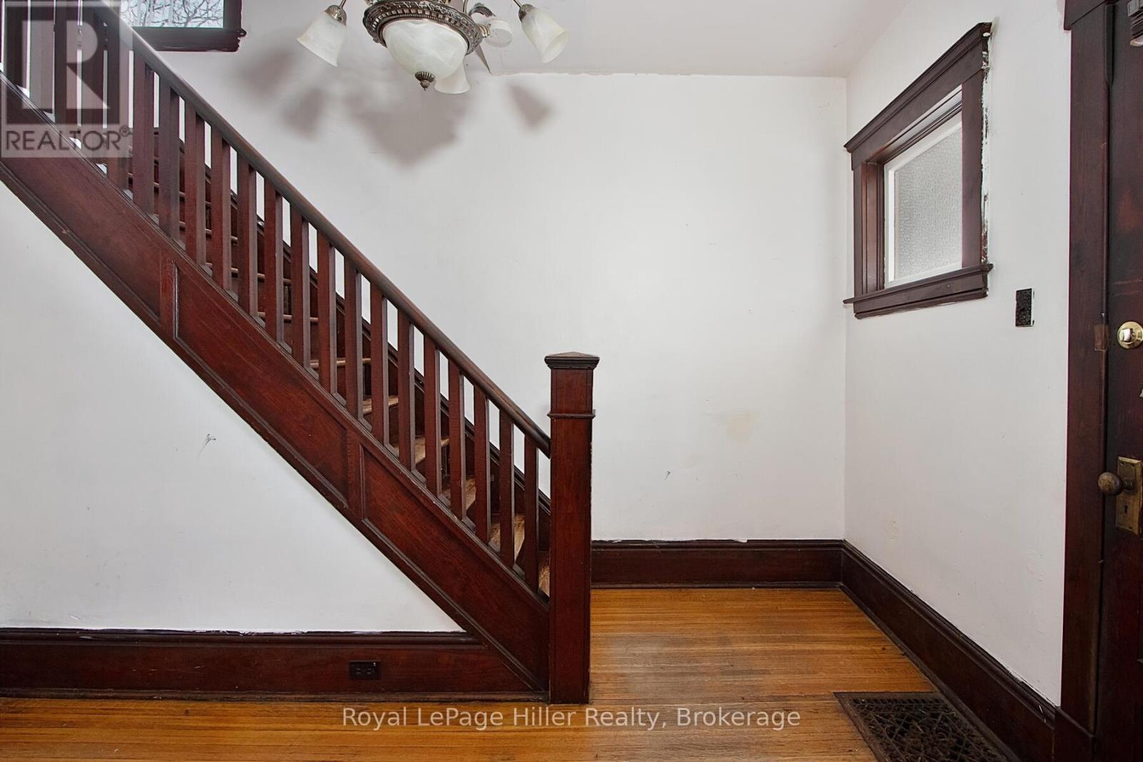 103 Mowat Street, Stratford, Ontario  N5A 2B8 - Photo 6 - X11970127