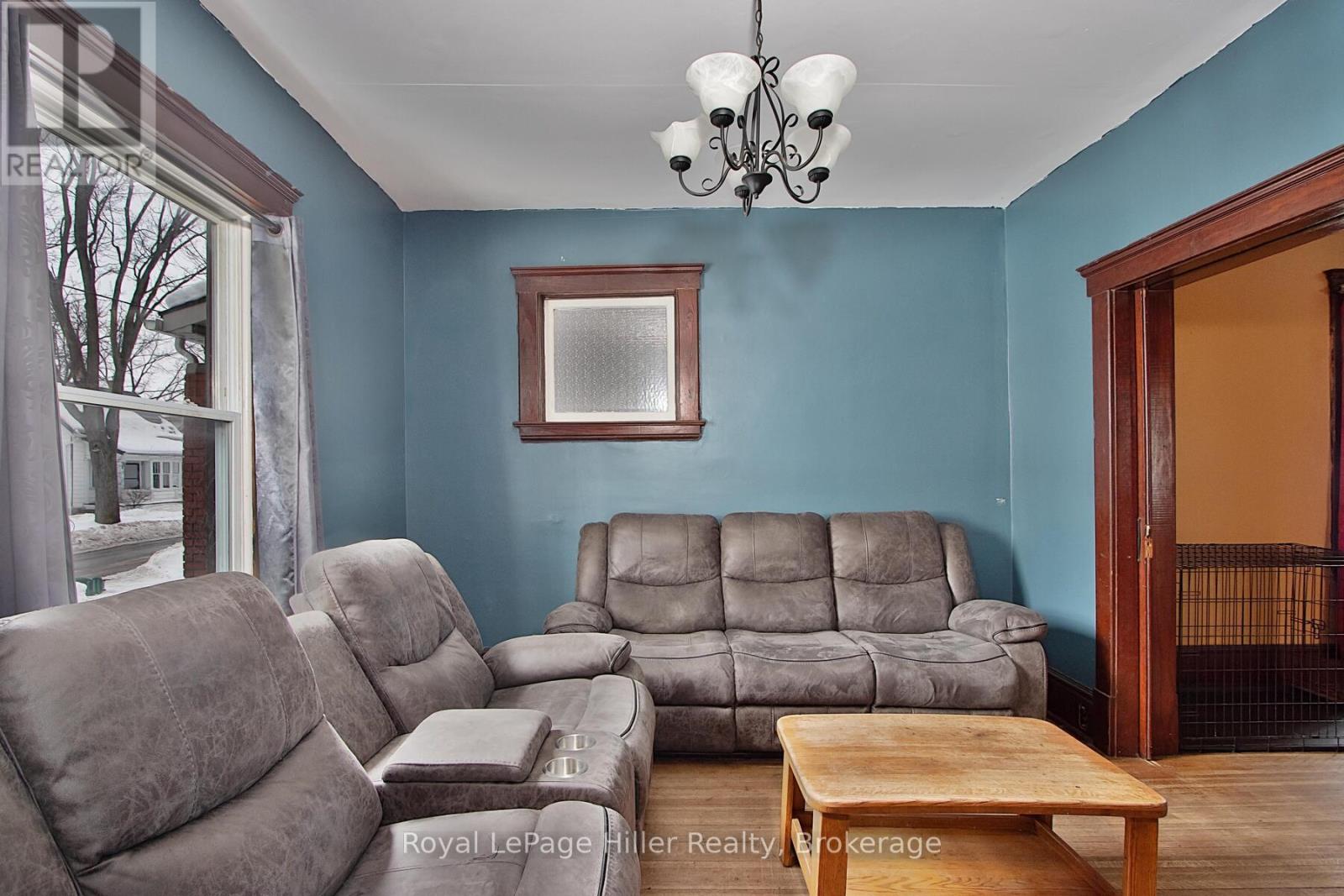 103 Mowat Street, Stratford, Ontario  N5A 2B8 - Photo 8 - X11970127