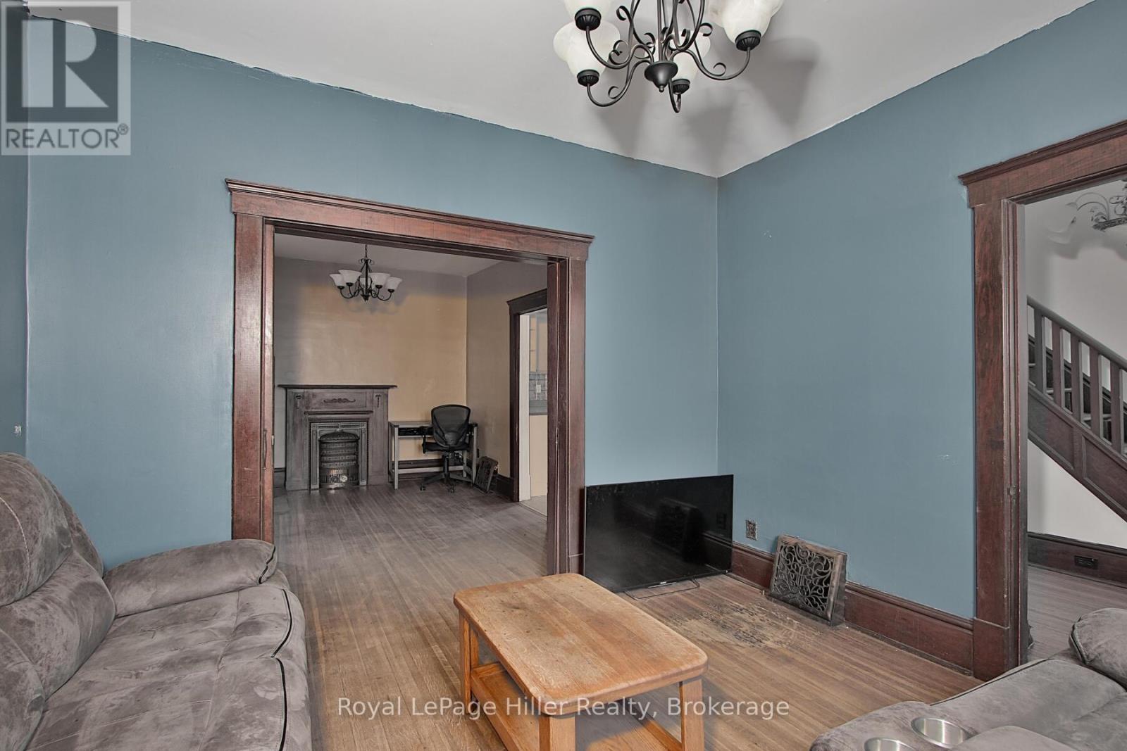 103 Mowat Street, Stratford, Ontario  N5A 2B8 - Photo 9 - X11970127