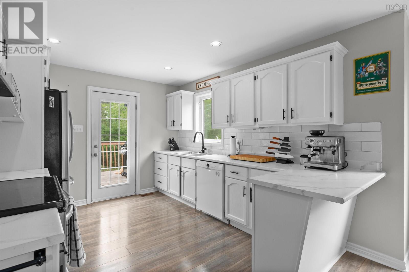 212 Renfrew Road, Enfield, Nova Scotia  B2T 1H8 - Photo 17 - 202502791