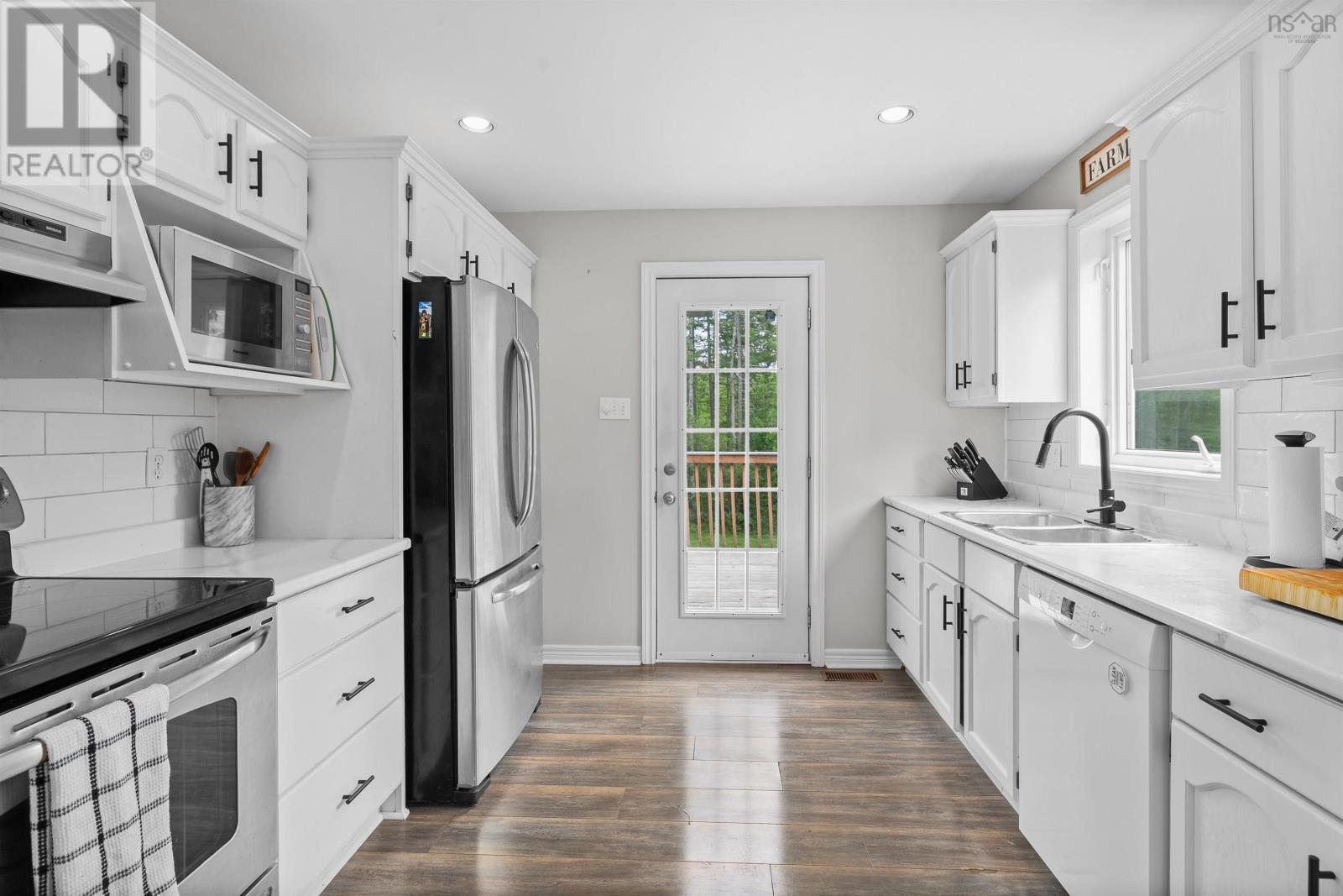 212 Renfrew Road, Enfield, Nova Scotia  B2T 1H8 - Photo 18 - 202502791