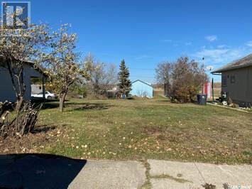104 1st Avenue E, Hafford, Saskatchewan  S0J 1A0 - Photo 1 - SK994087