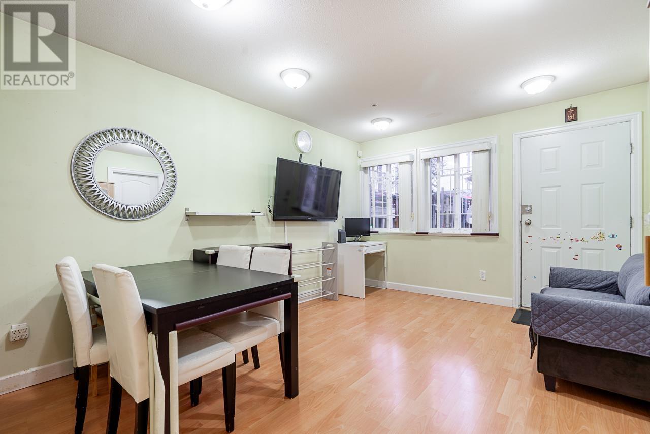 Listing Picture 23 of 30 : 1866 NANAIMO STREET, Vancouver / 溫哥華 - 魯藝地產 Yvonne Lu Group - MLS Medallion Club Member