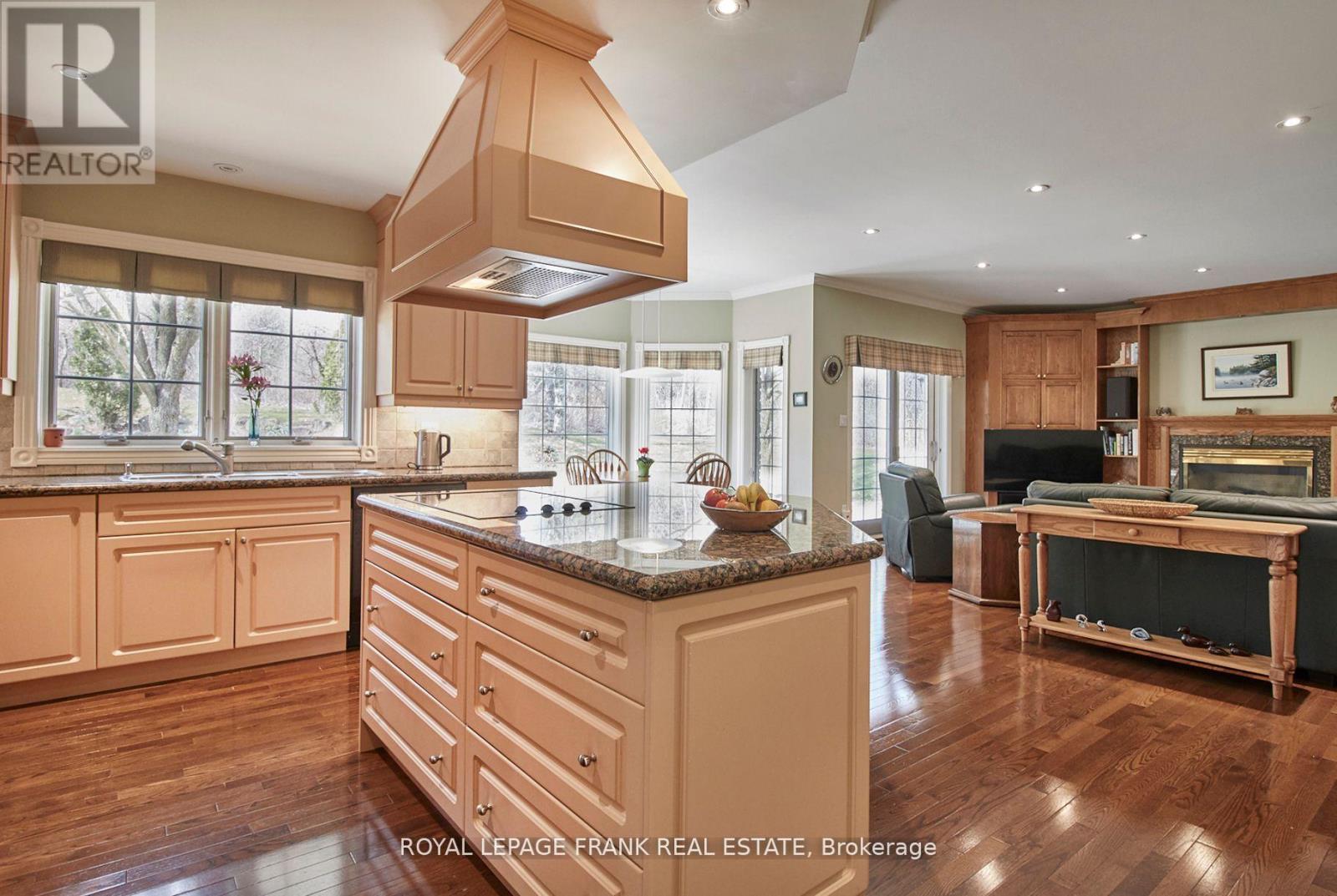 75 Woodbridge Circle, Scugog, Ontario  L9L 2B3 - Photo 12 - E11970162