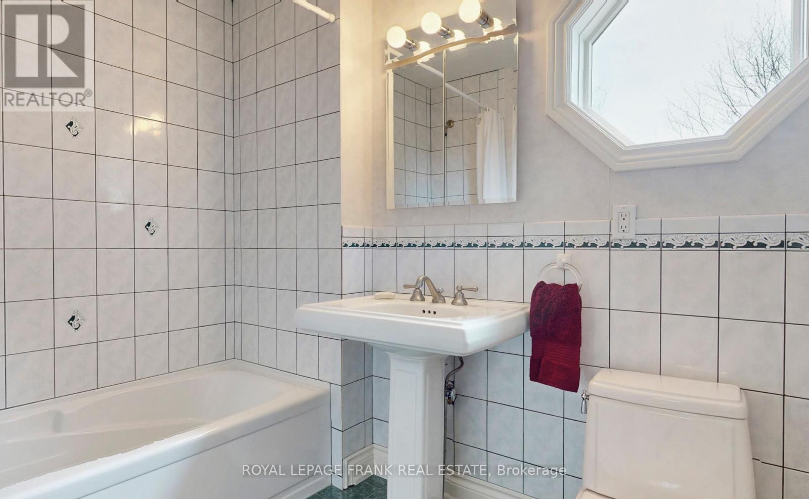 75 Woodbridge Circle, Scugog, Ontario  L9L 2B3 - Photo 17 - E11970162