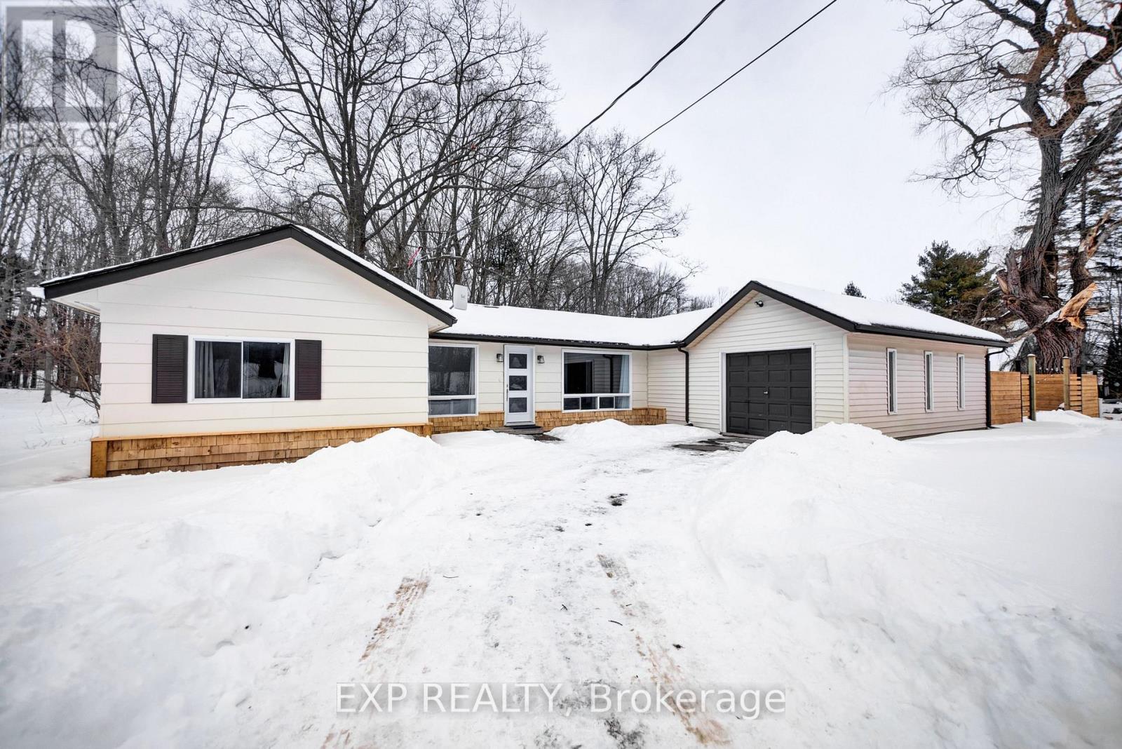 68 Twelve O'clock Point Road, Quinte West, Ontario  K0K 1L0 - Photo 1 - X11970170