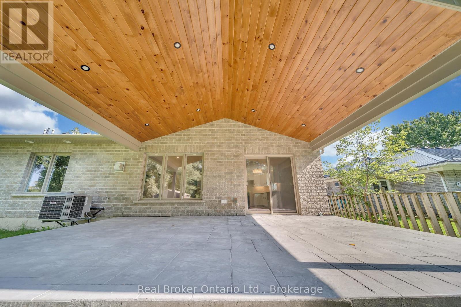 92 & 94 King Street S, Minto, Ontario  N0G 1Z0 - Photo 26 - X11970169