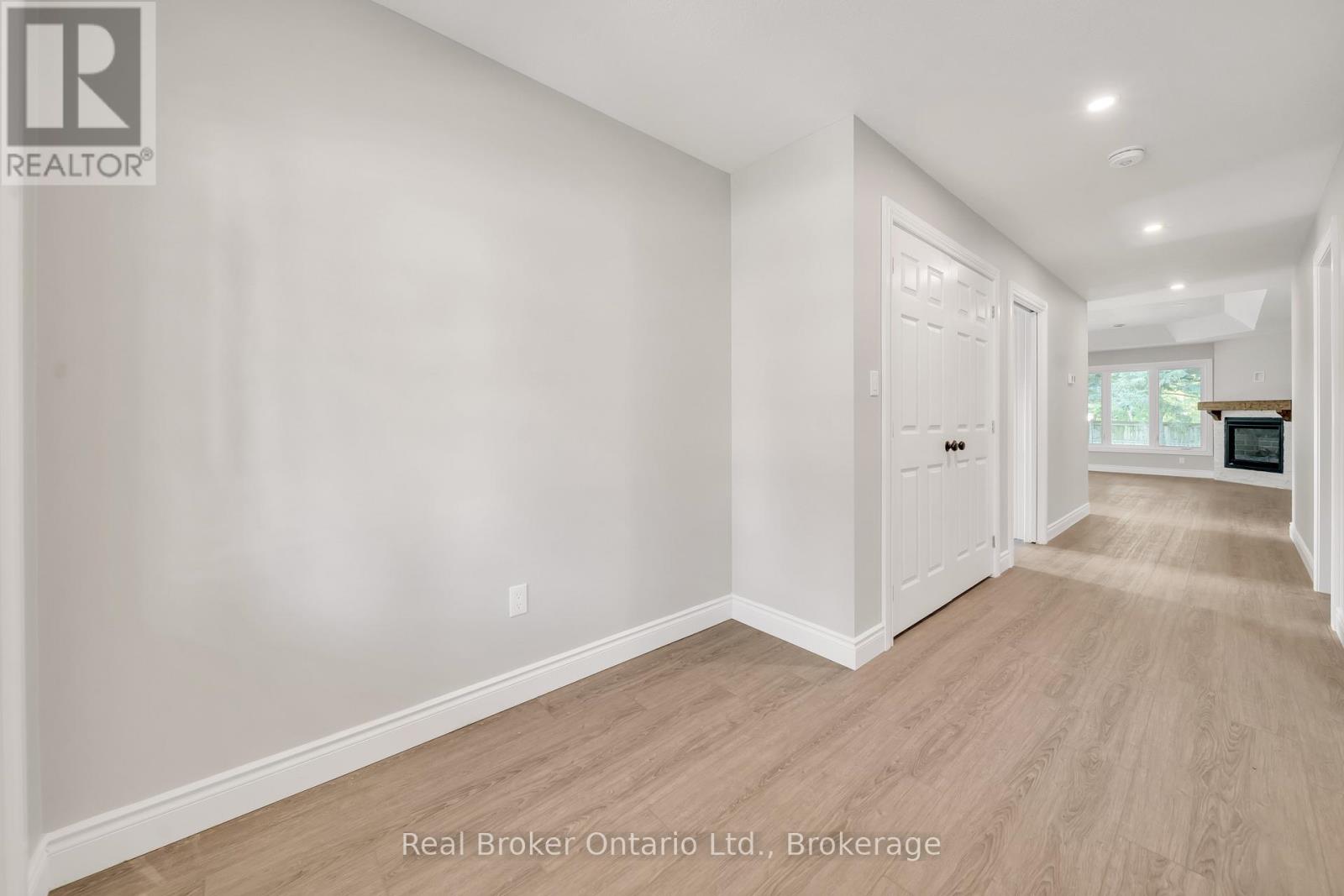 92 & 94 King Street S, Minto, Ontario  N0G 1Z0 - Photo 5 - X11970169