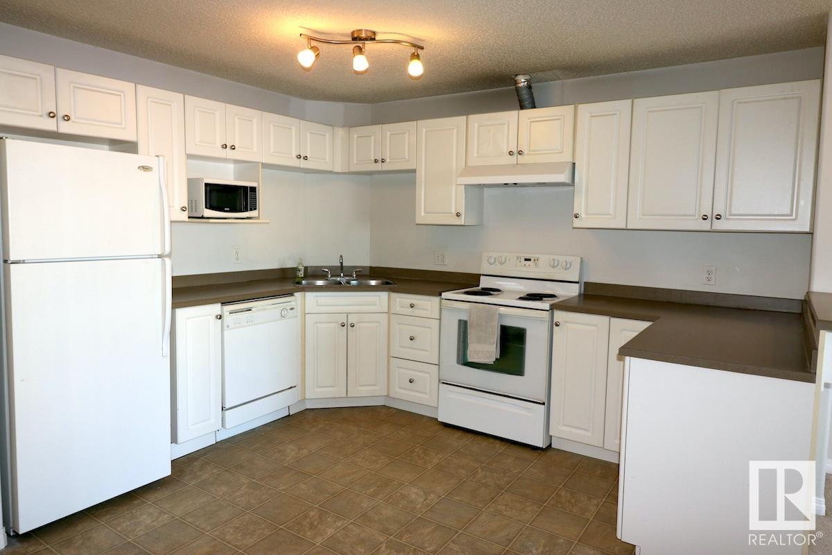 Property at #1211 330 CLAREVIEW STATION DR NW image 4