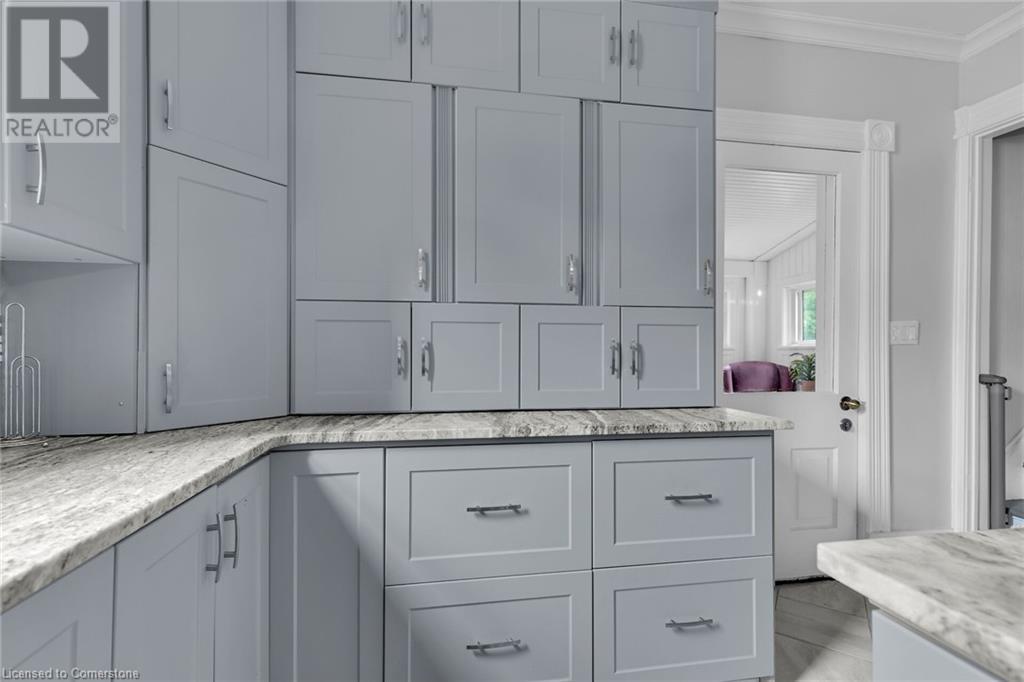 Photo 17 of 45 for 11274 Henry Street