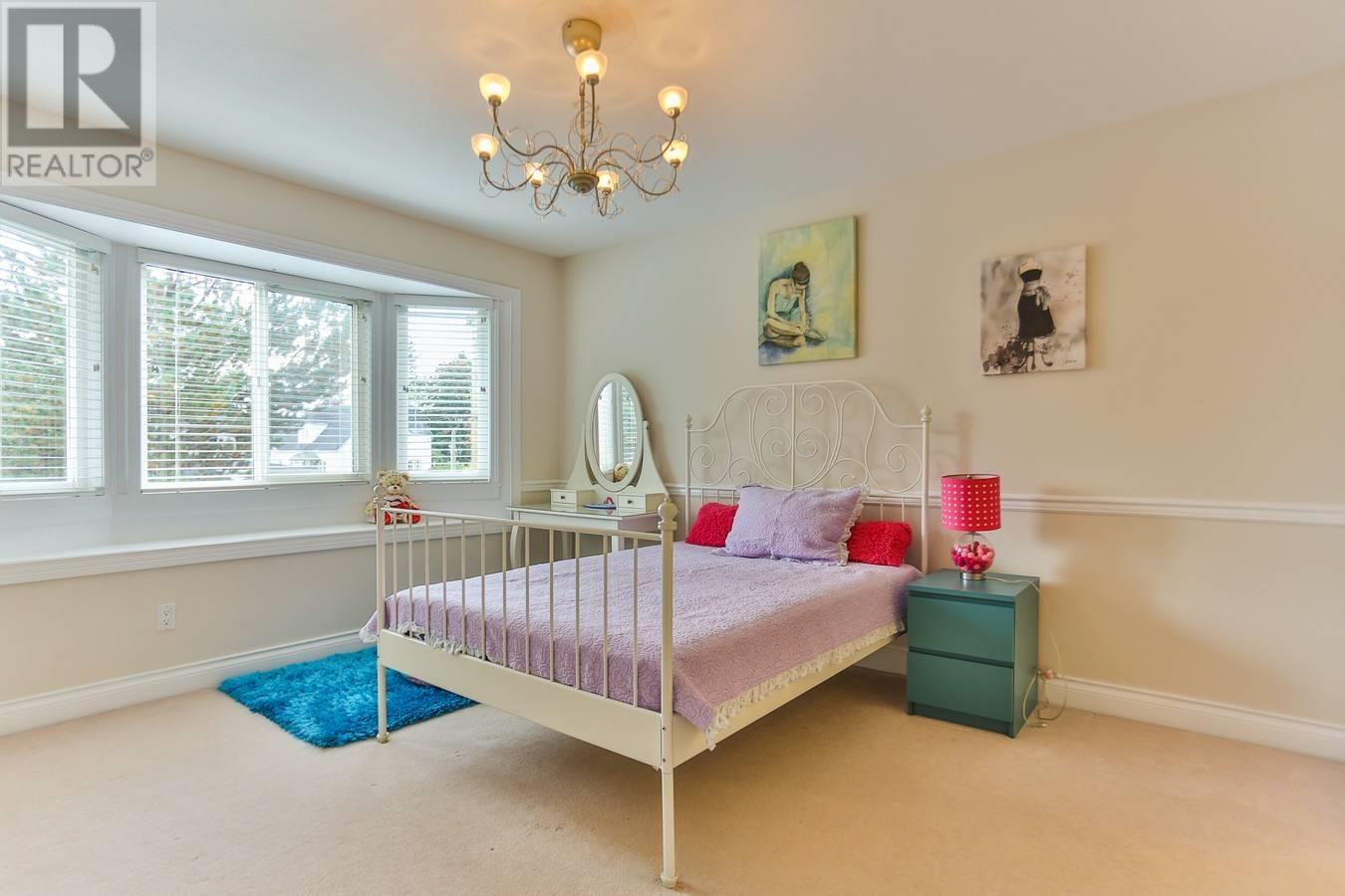 Listing Picture 13 of 22 : 2868 W 36TH AVENUE, Vancouver / 溫哥華 - 魯藝地產 Yvonne Lu Group - MLS Medallion Club Member