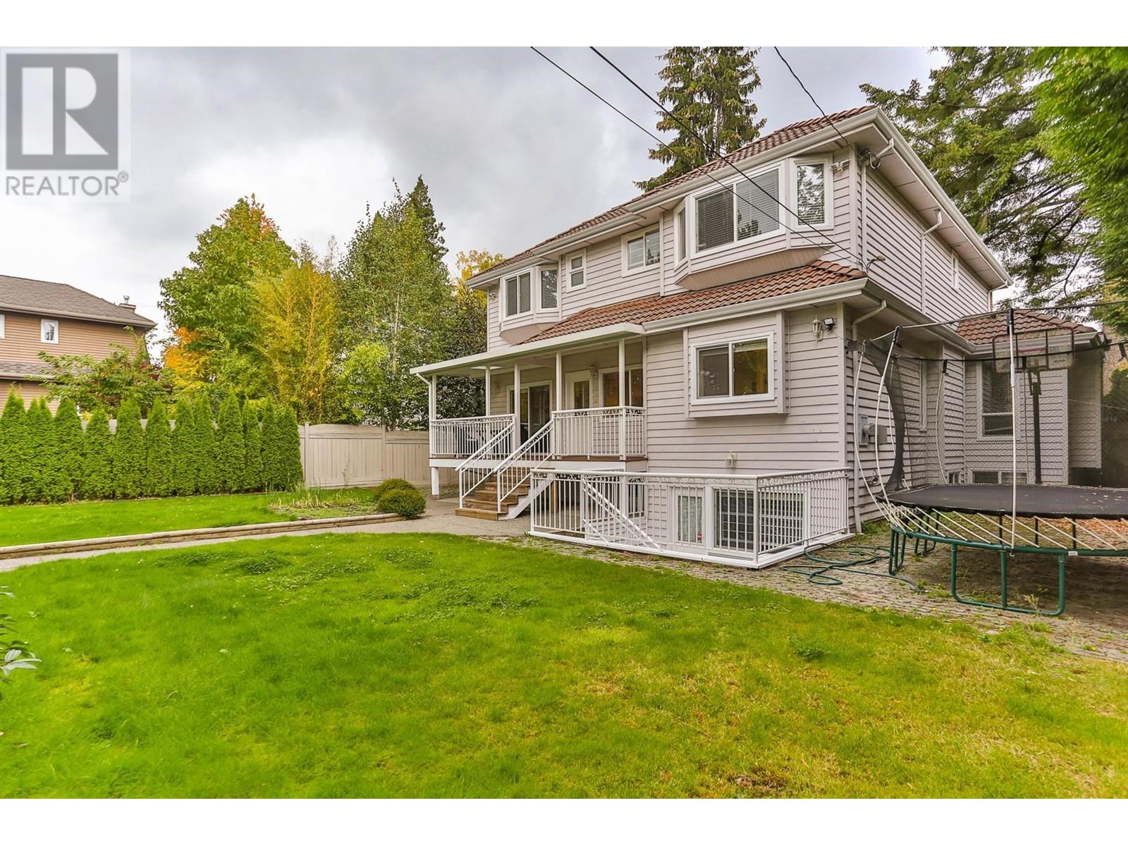 Listing Picture 22 of 22 : 2868 W 36TH AVENUE, Vancouver / 溫哥華 - 魯藝地產 Yvonne Lu Group - MLS Medallion Club Member