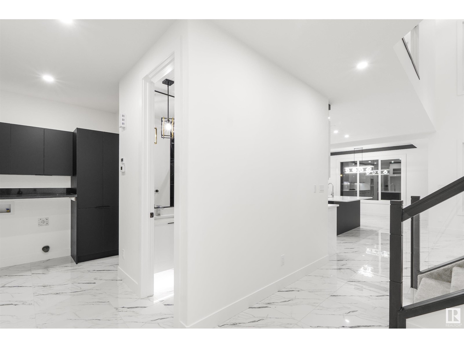 Property at 3519 42 AV image 4