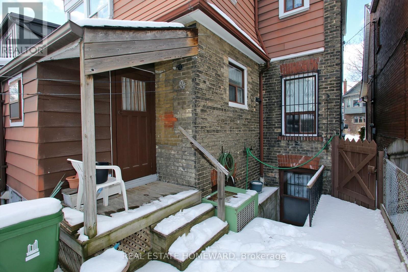 51 Dearbourne Avenue, Toronto, Ontario  M4K 1M6 - Photo 23 - E11970231