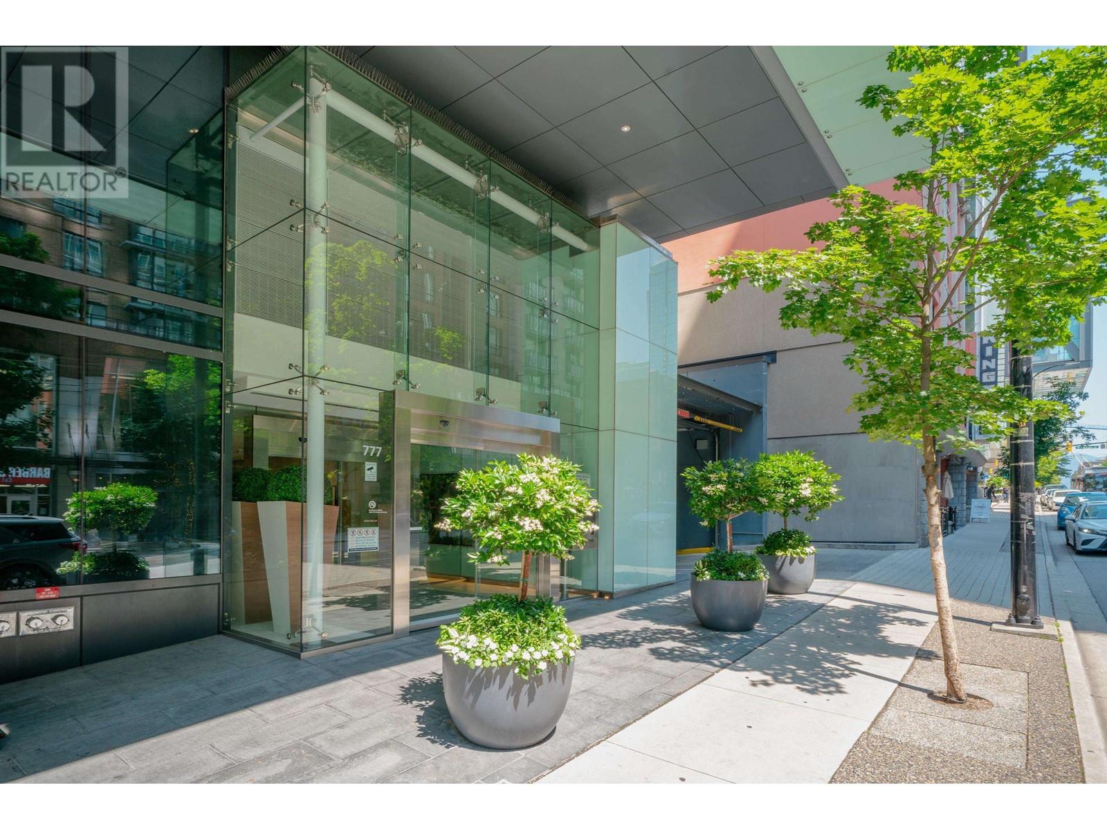 4201 777 Richards Street, Vancouver, British Columbia  V6B 0M6 - Photo 2 - R2966031