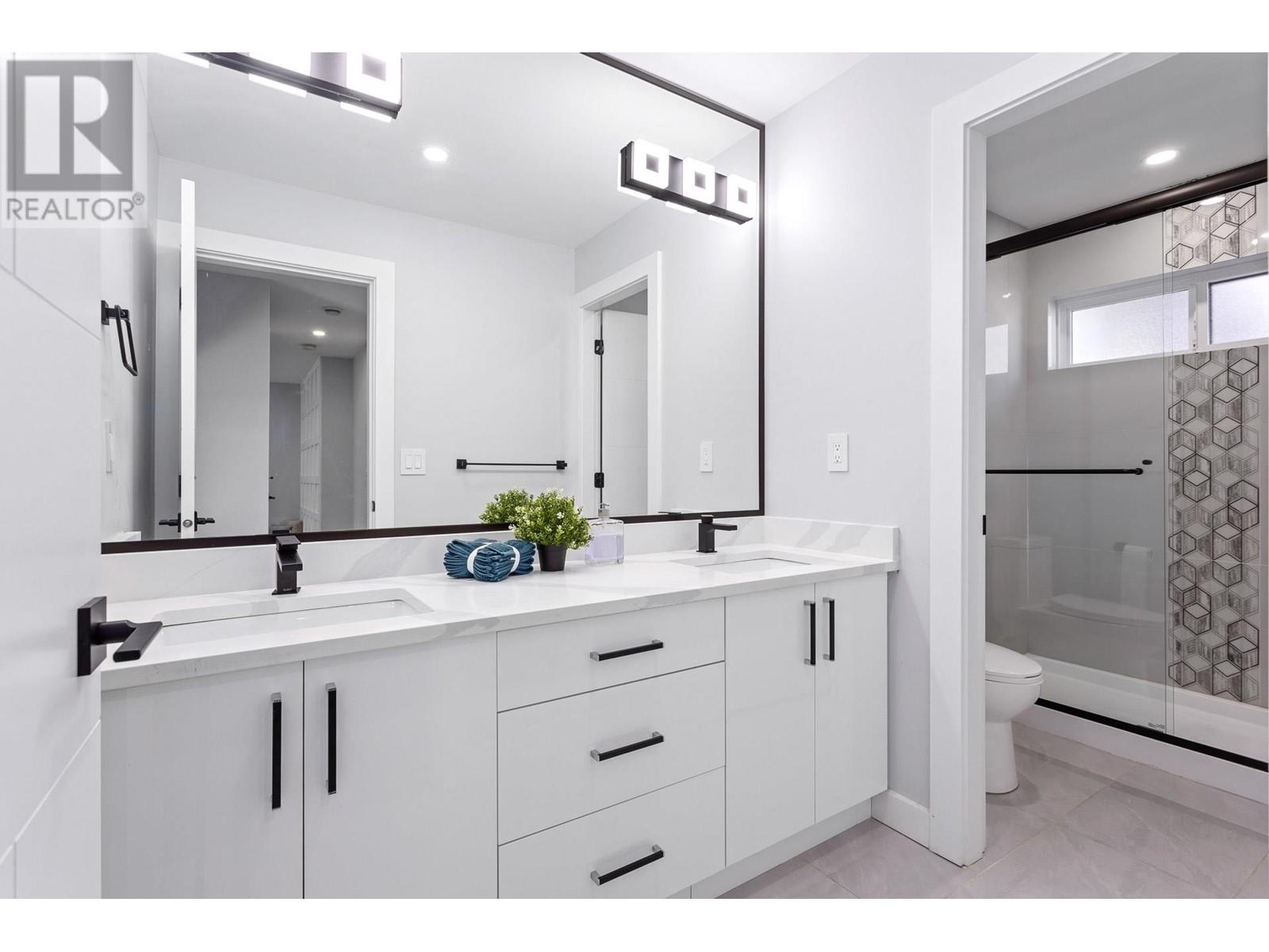 836 Macintosh Street, Coquitlam, British Columbia  V3J 4Z2 - Photo 31 - R2966003